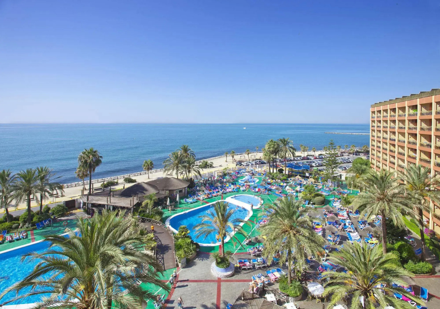 Sunset Beach Club Hotel Apartments