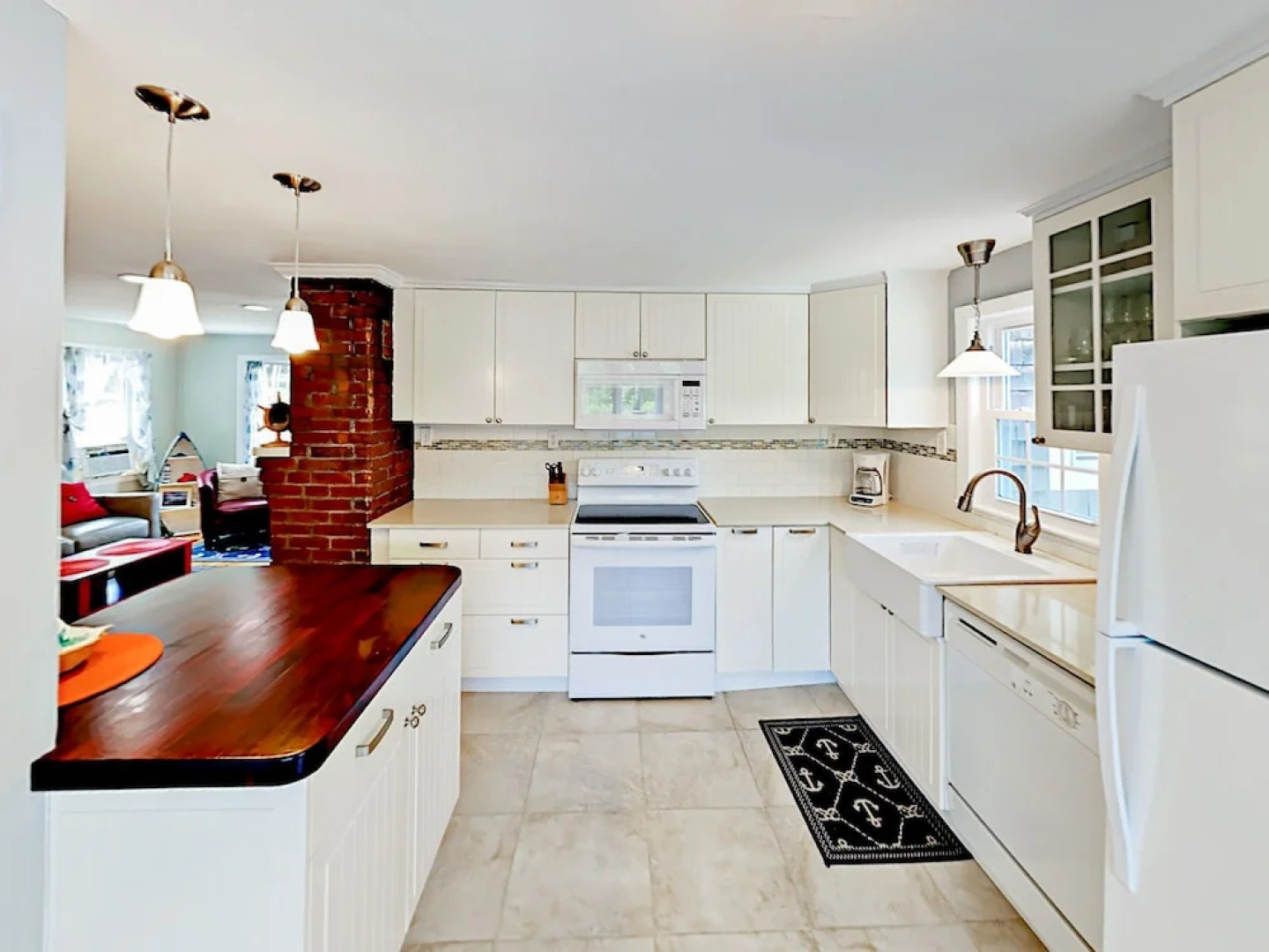 25 Doane Home 3 Bedrooms 2 Bathrooms Home