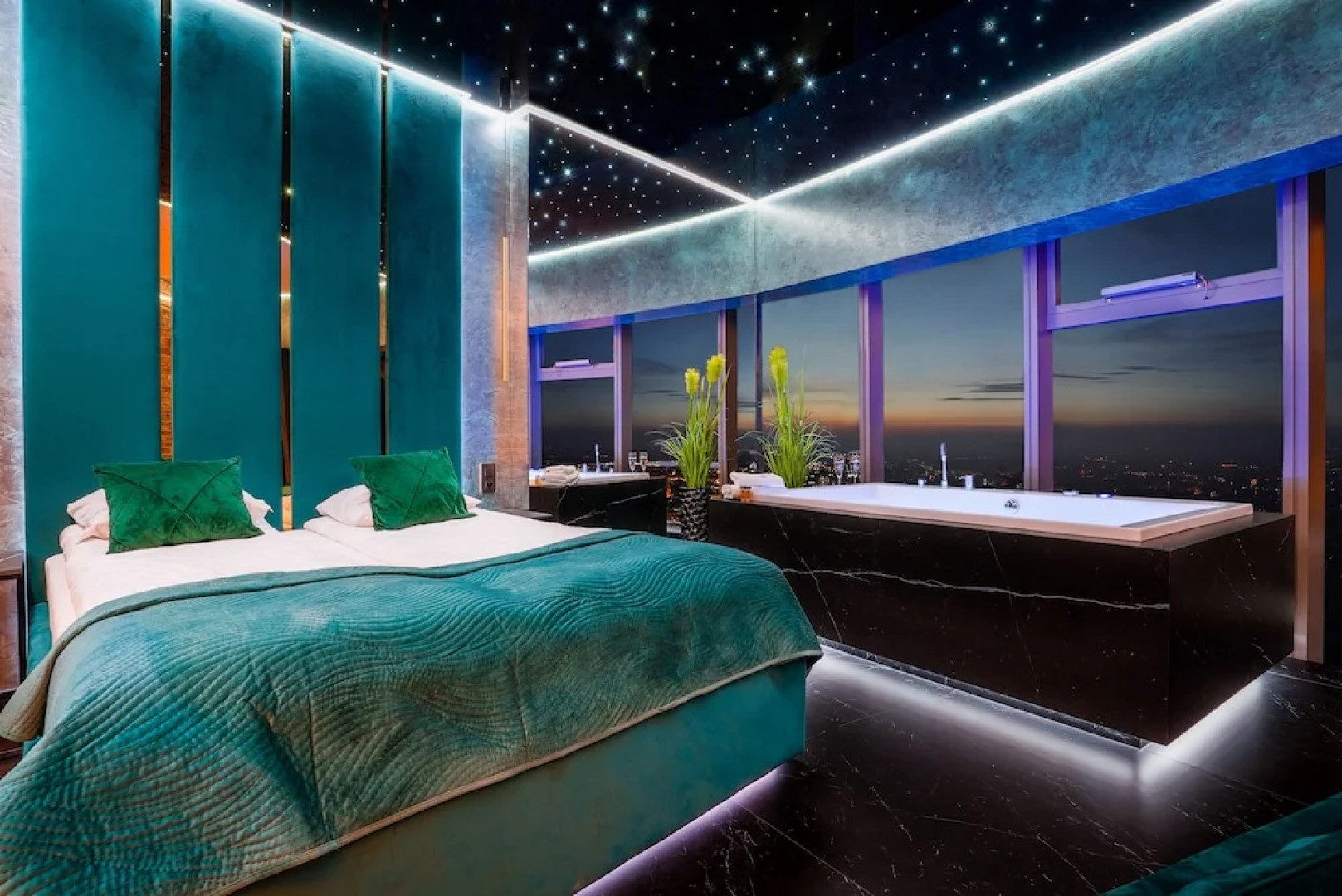 Apartments in Sky Tower with Bathtub near the window