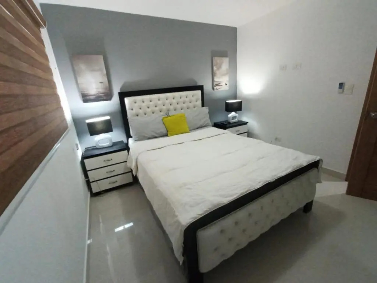 Torre Real IV L3 Santiago DR con cocinero para desayuno