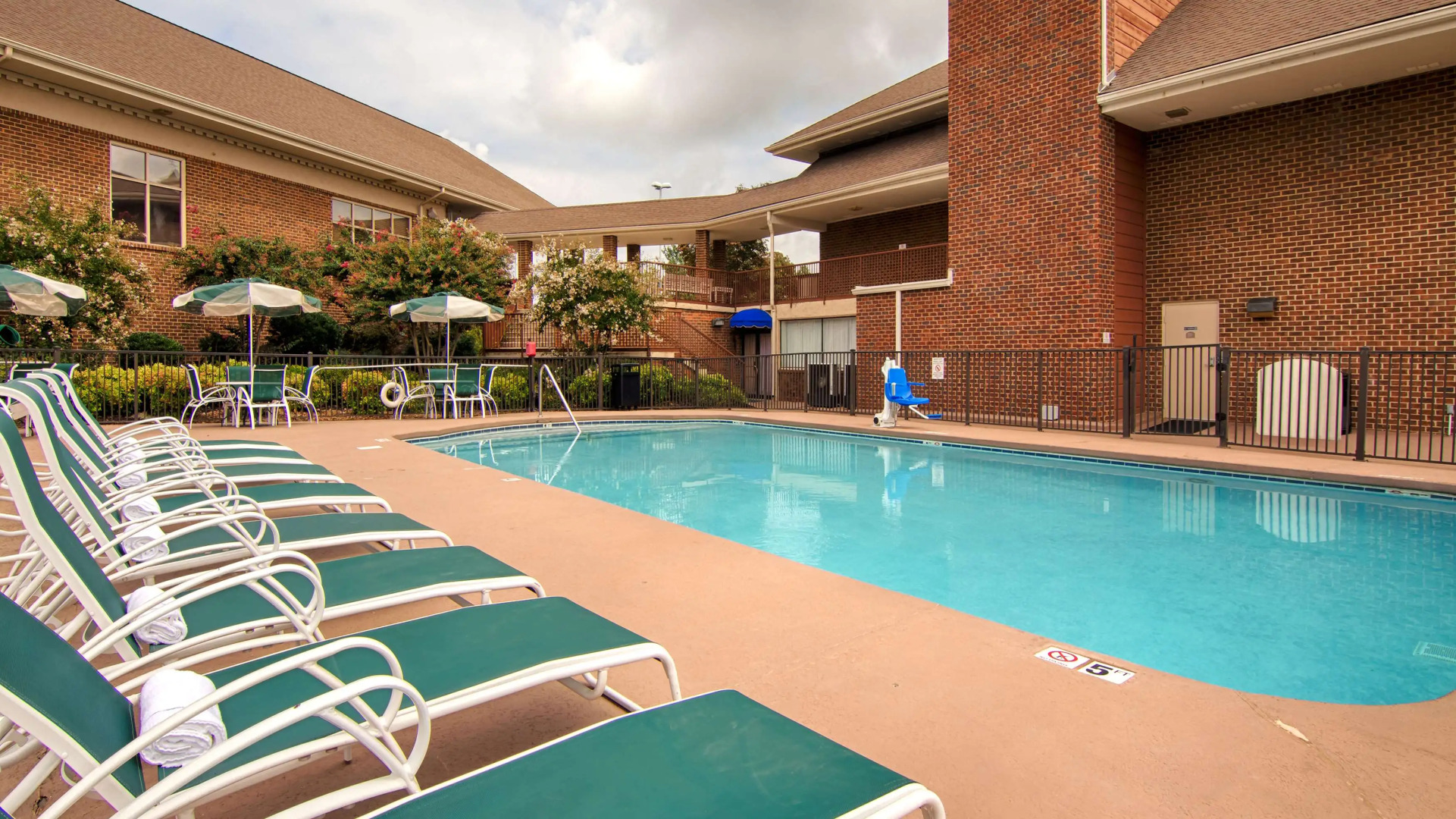 Best Western Plus Morristown Conference Center Hotel