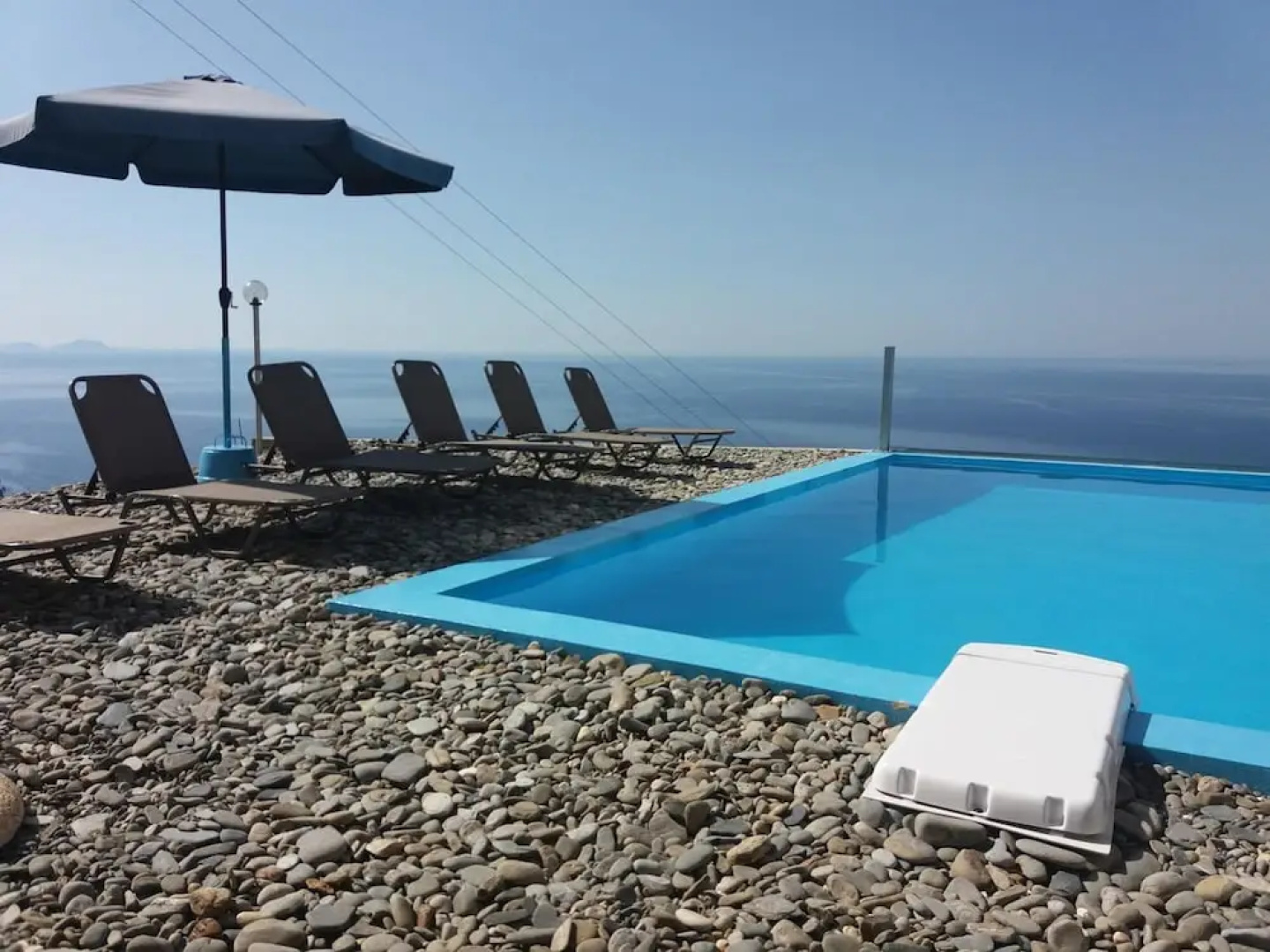 Akrotiri Panorama Apartments