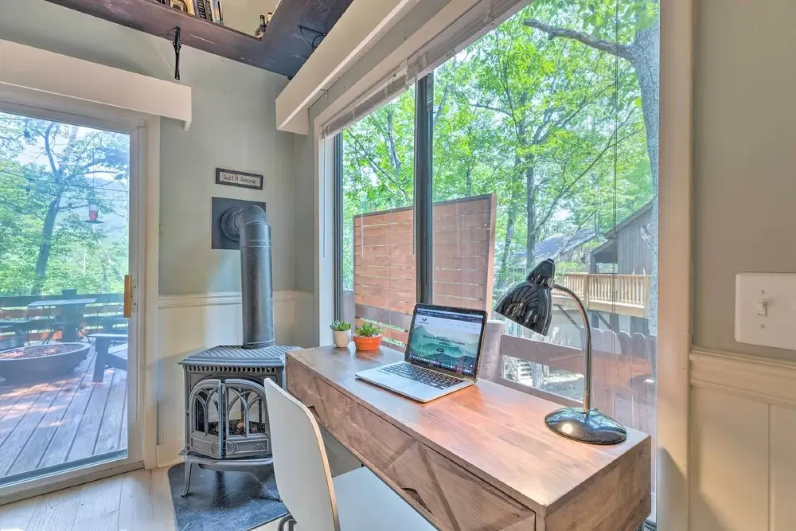 Top Shelf Home w/ Deck: 1 Mi to Ski Slopes!
