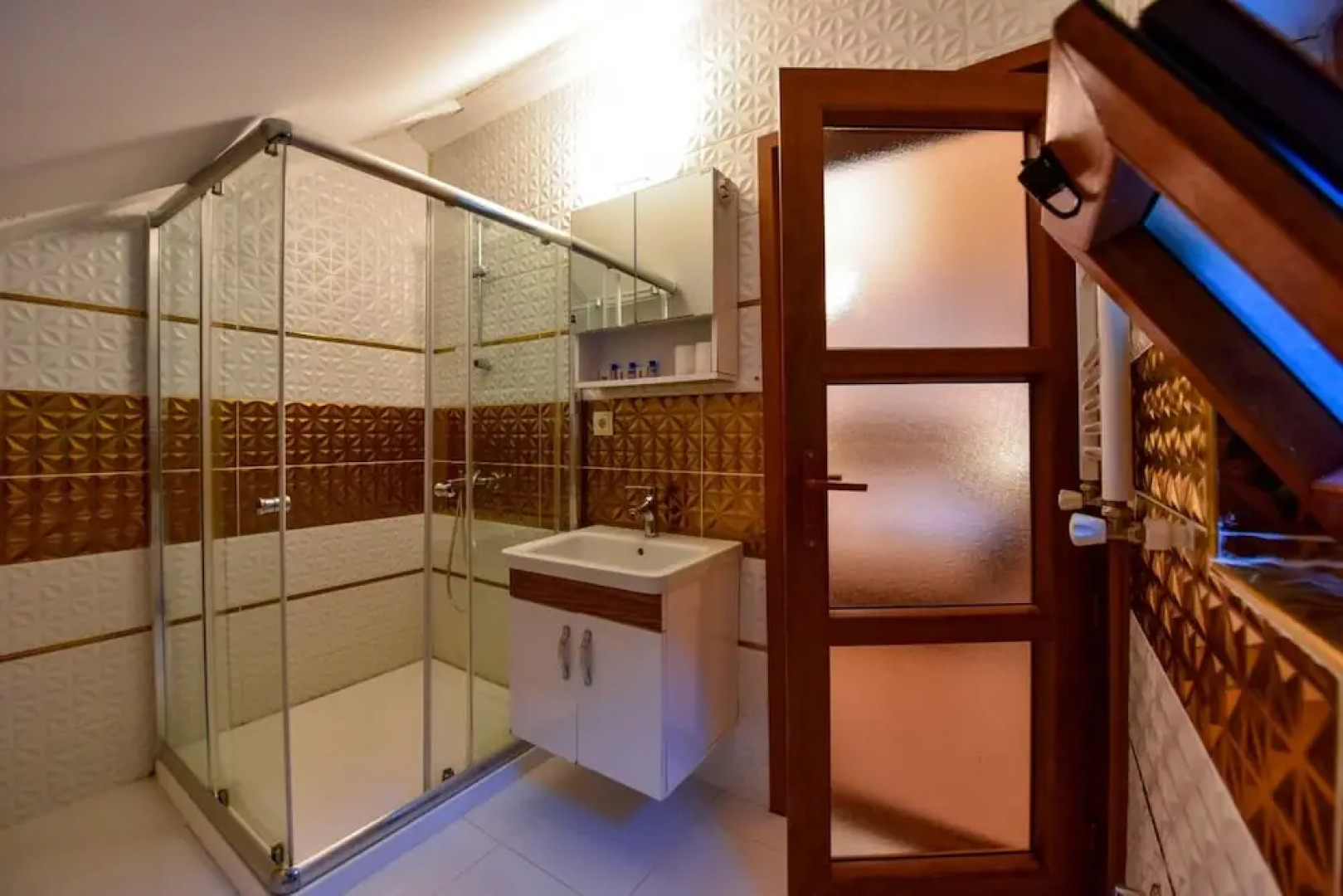 Uzungol Ada Bungalow