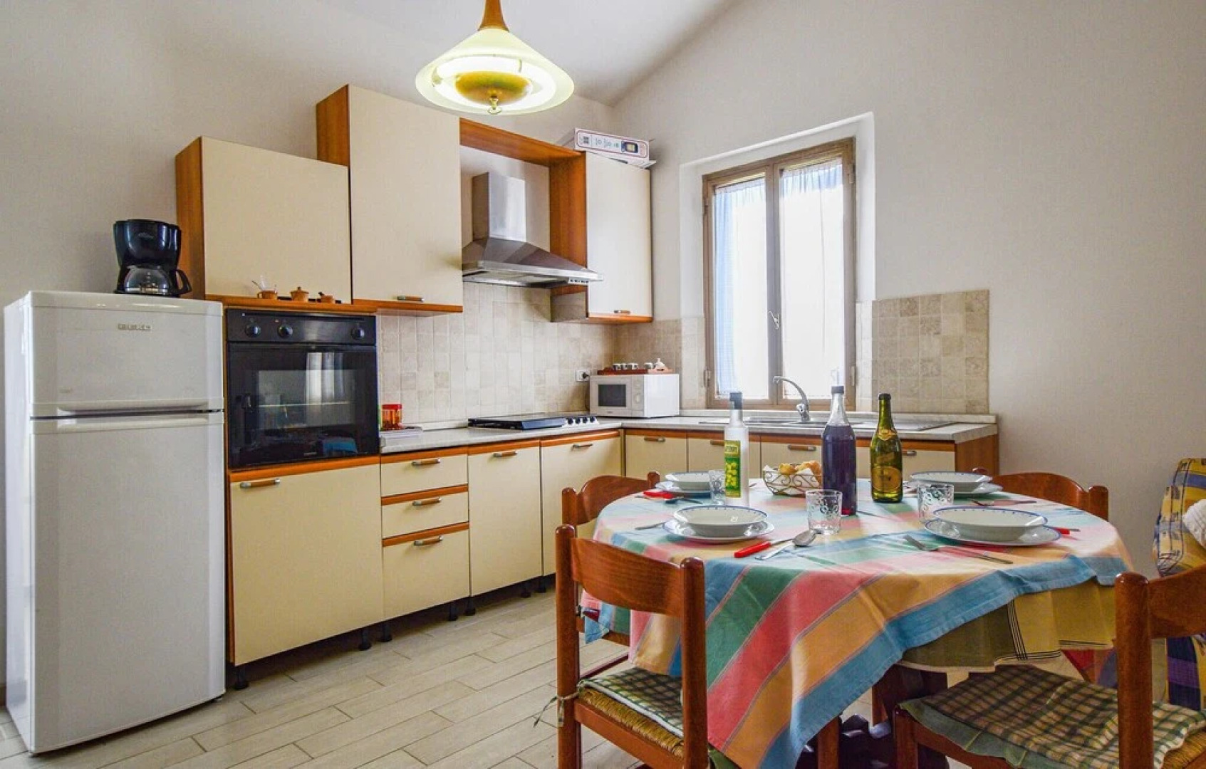 Beautiful Home in Cinigiano With 2 Bedrooms