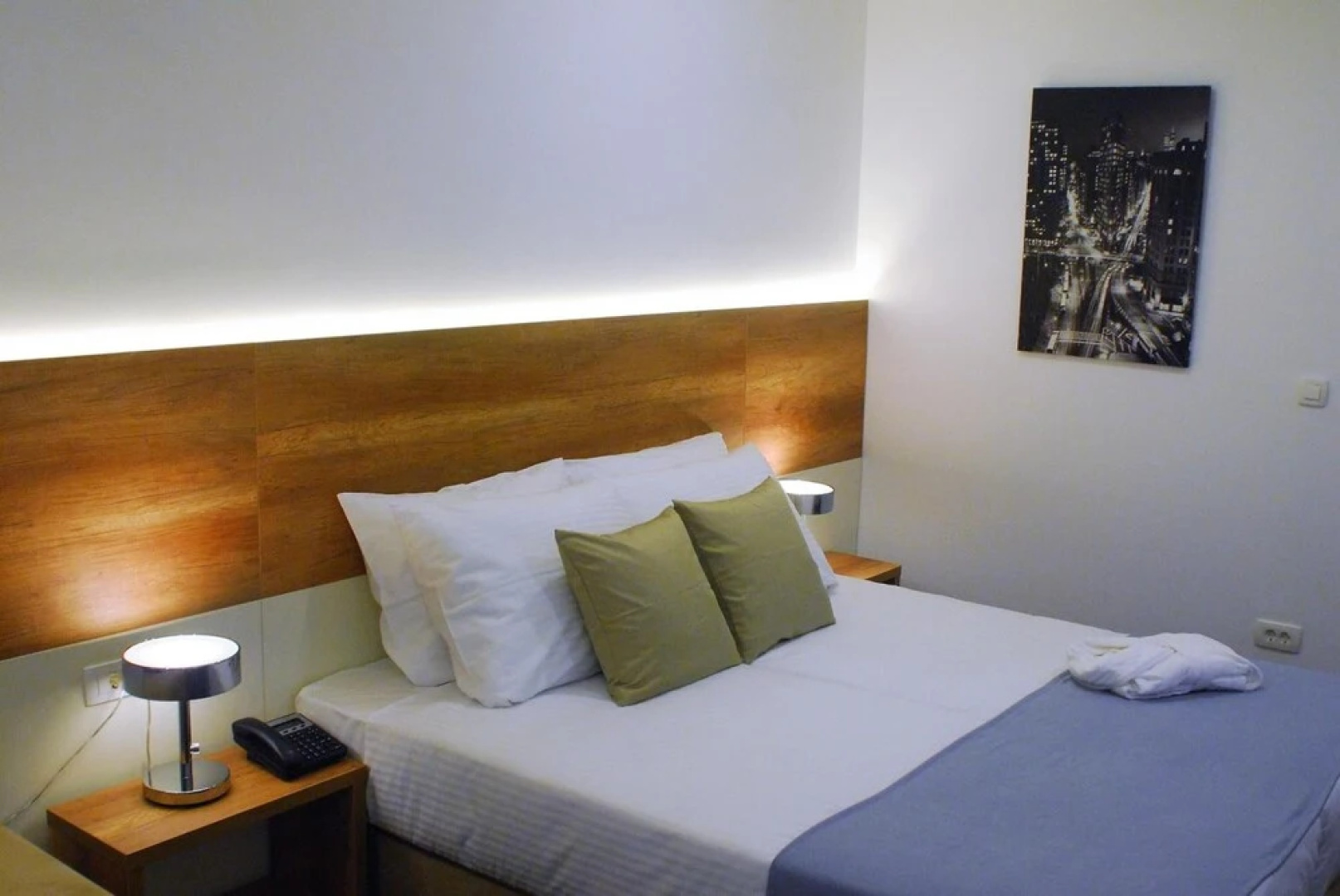 Santiny Hotel & Restaurant