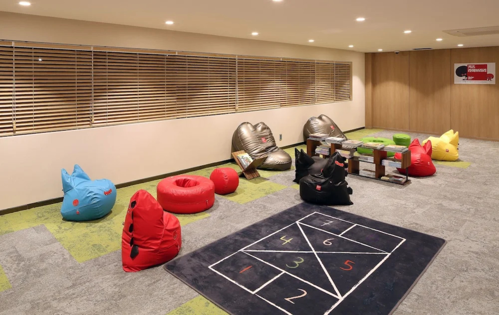 Dukgu Oncheon Resort Condo