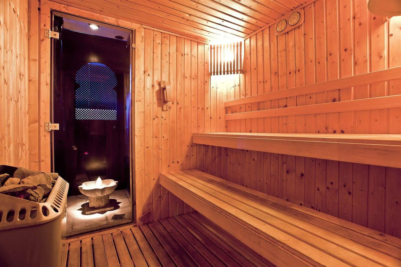 Arte Vida Suites & Spa