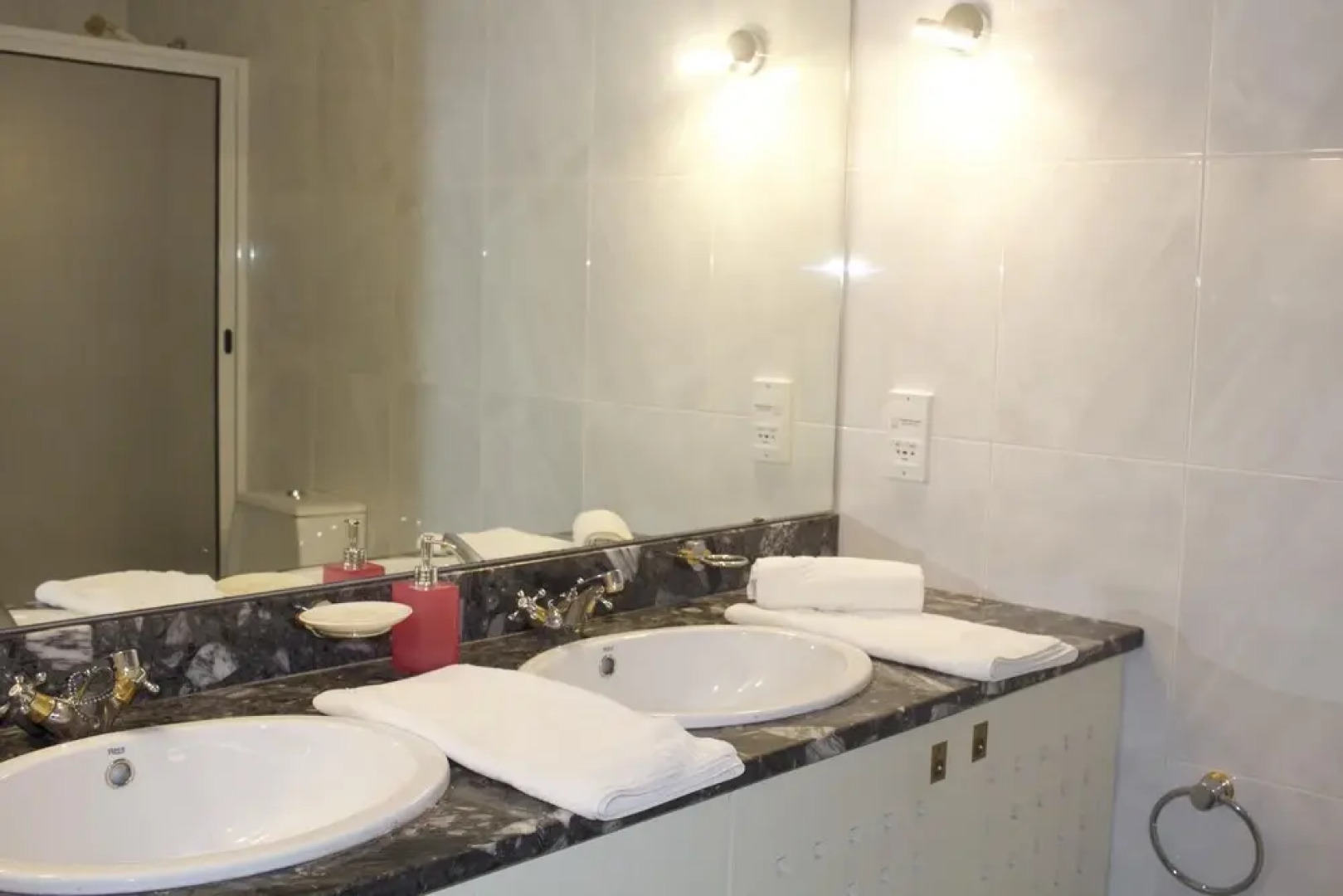 Casino Figueira Prime Apartment by Rent4all