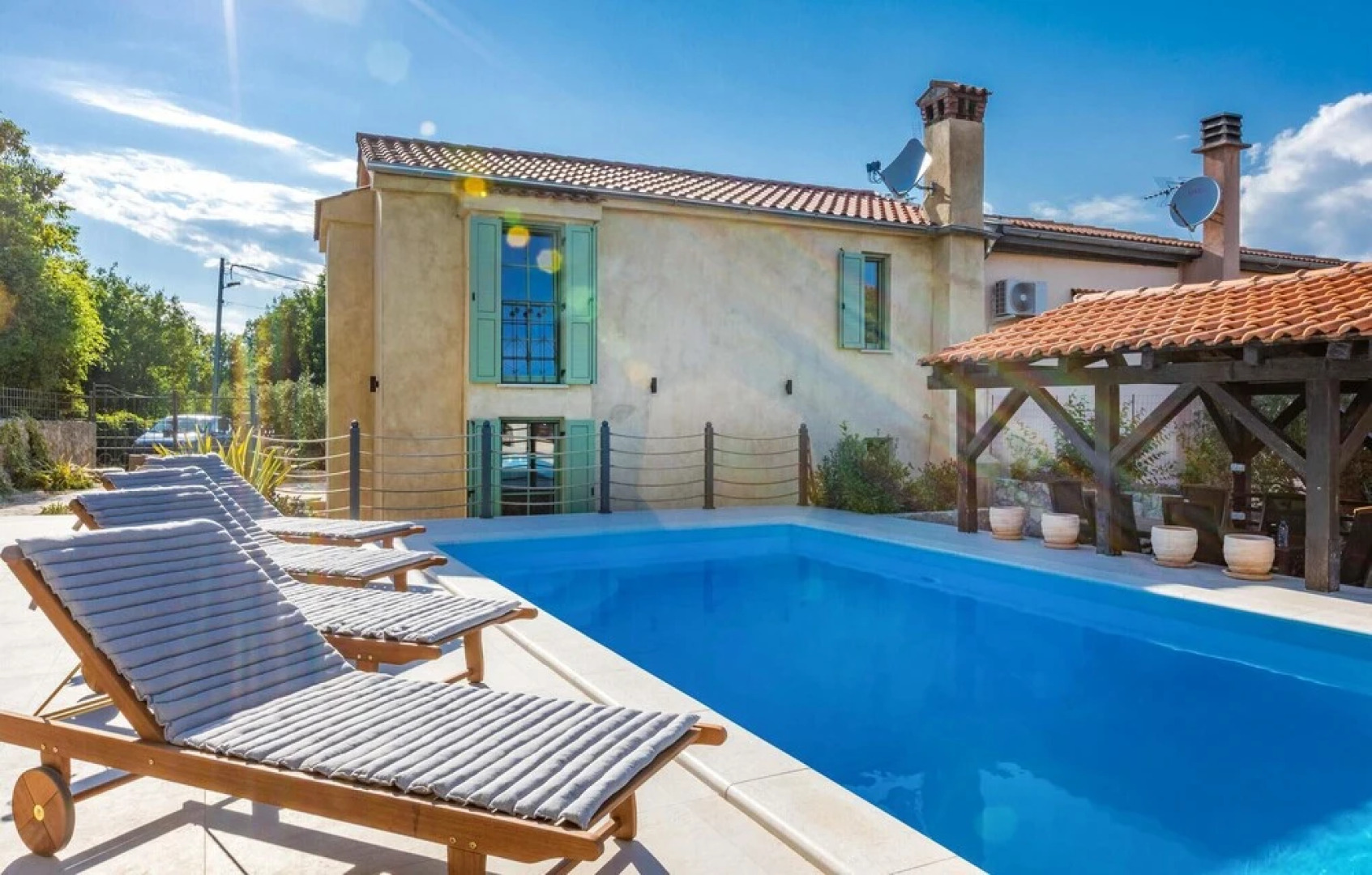Awesome Home in Malinska With Outdoor Swimming Pool, Wifi and 3 Bedrooms