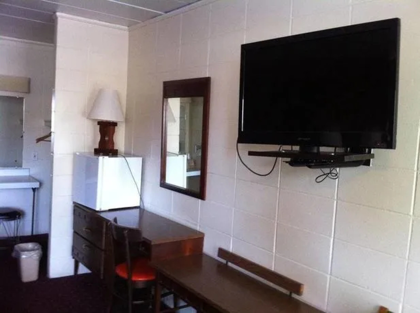 Hamilton Holiday Motel