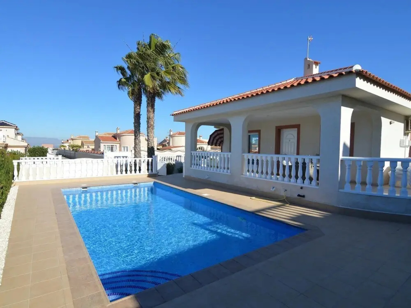 Captivating Villa in Rojales With Swimming Pool