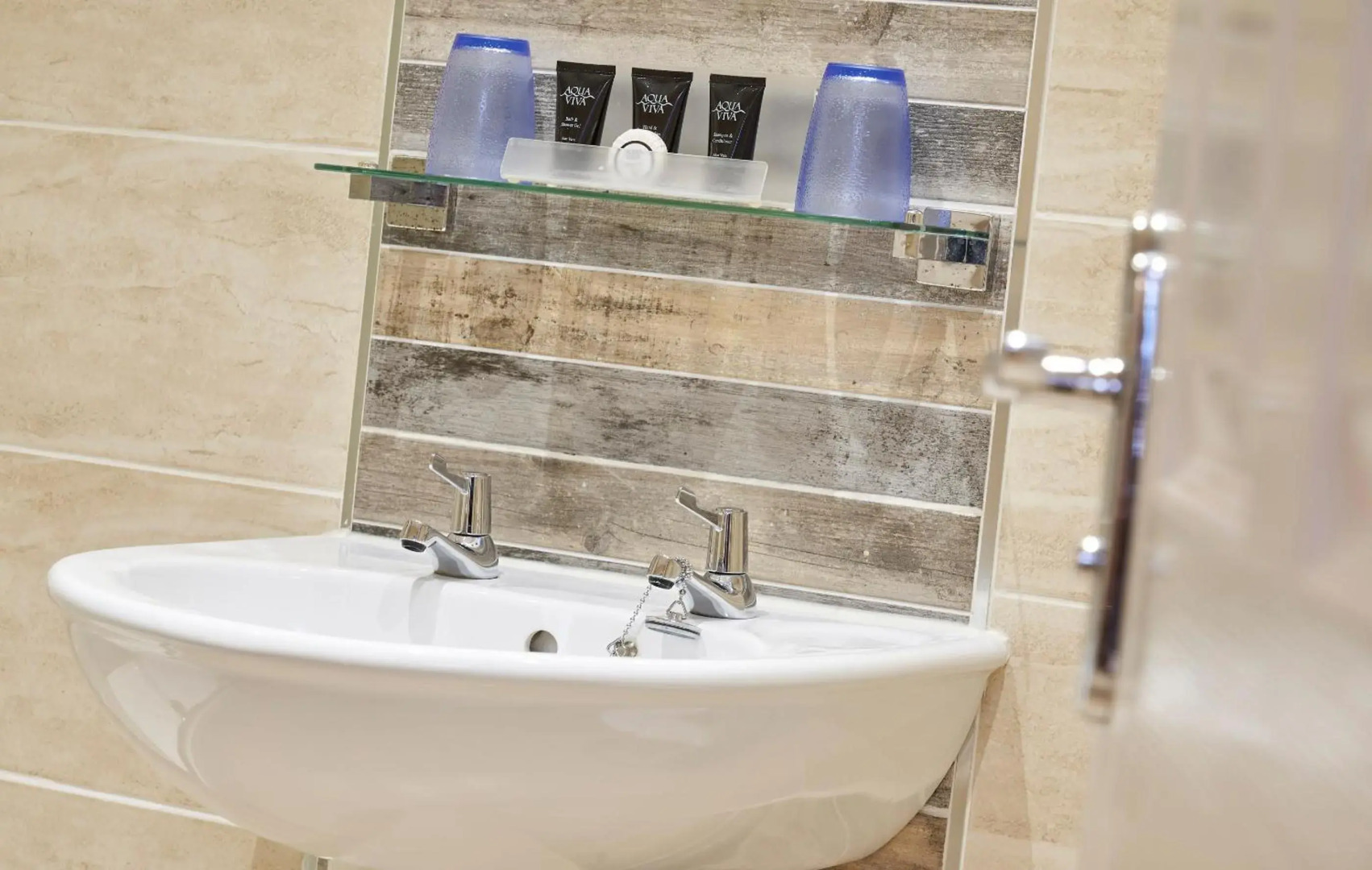 The Kingston Theatre Hotel