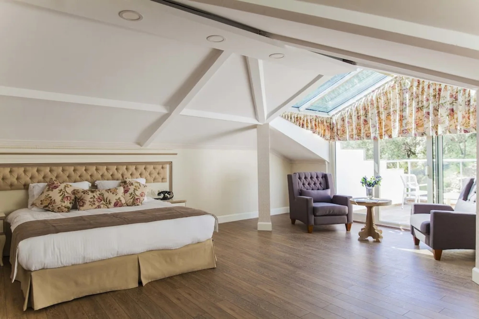 Rezone Health & Oxygen Hotel