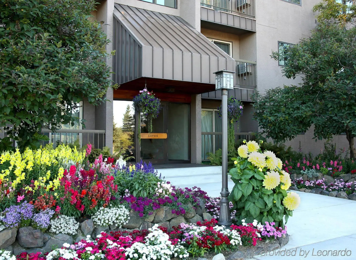 Sophie Station Suites