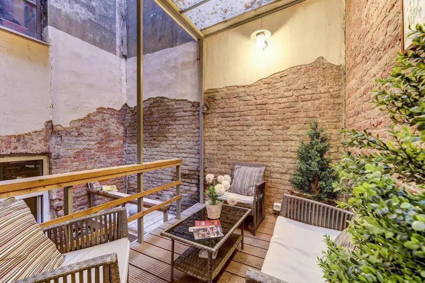 Avrora apartments Malaya Morskaya 16
