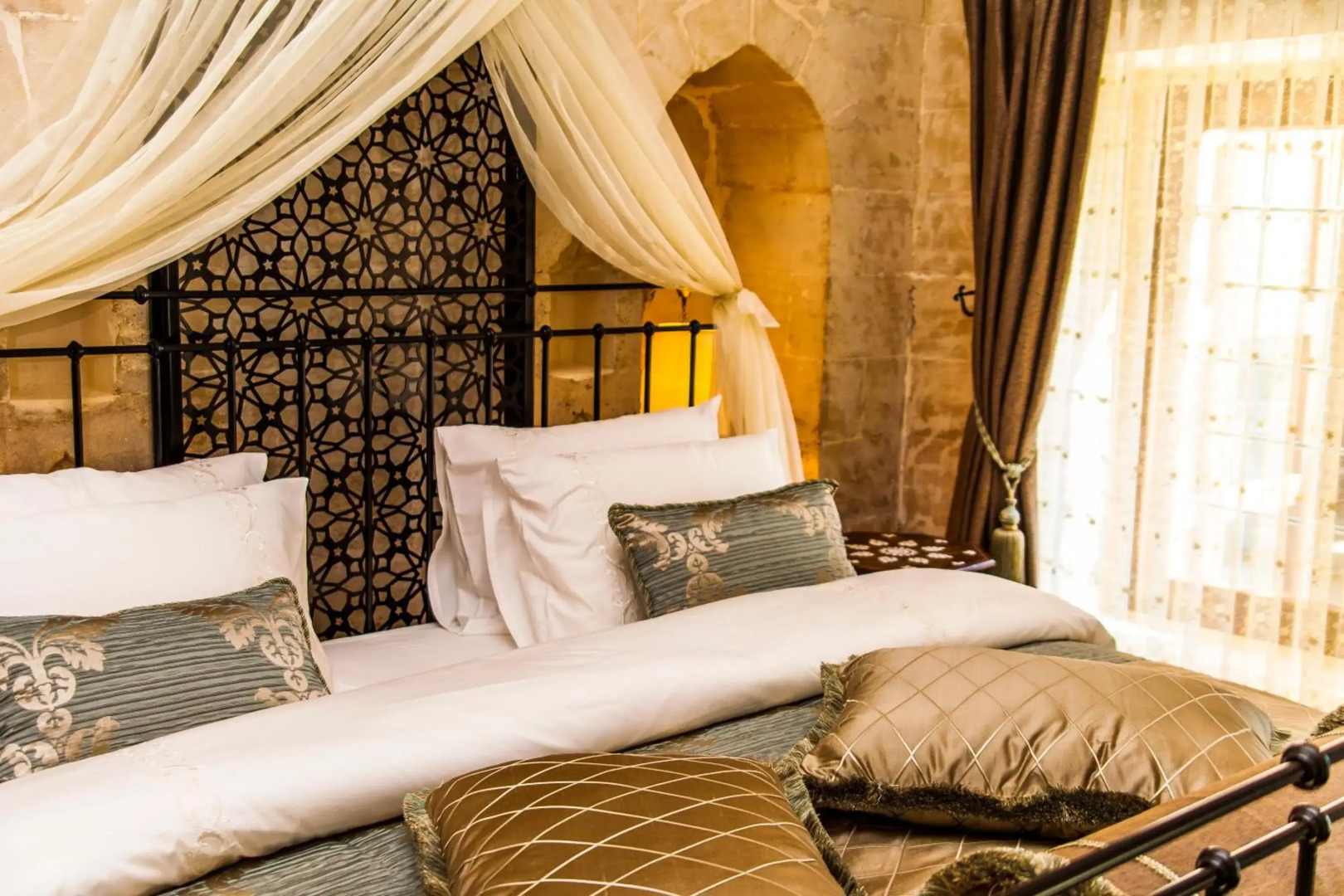 Mardius Tarihi Konak