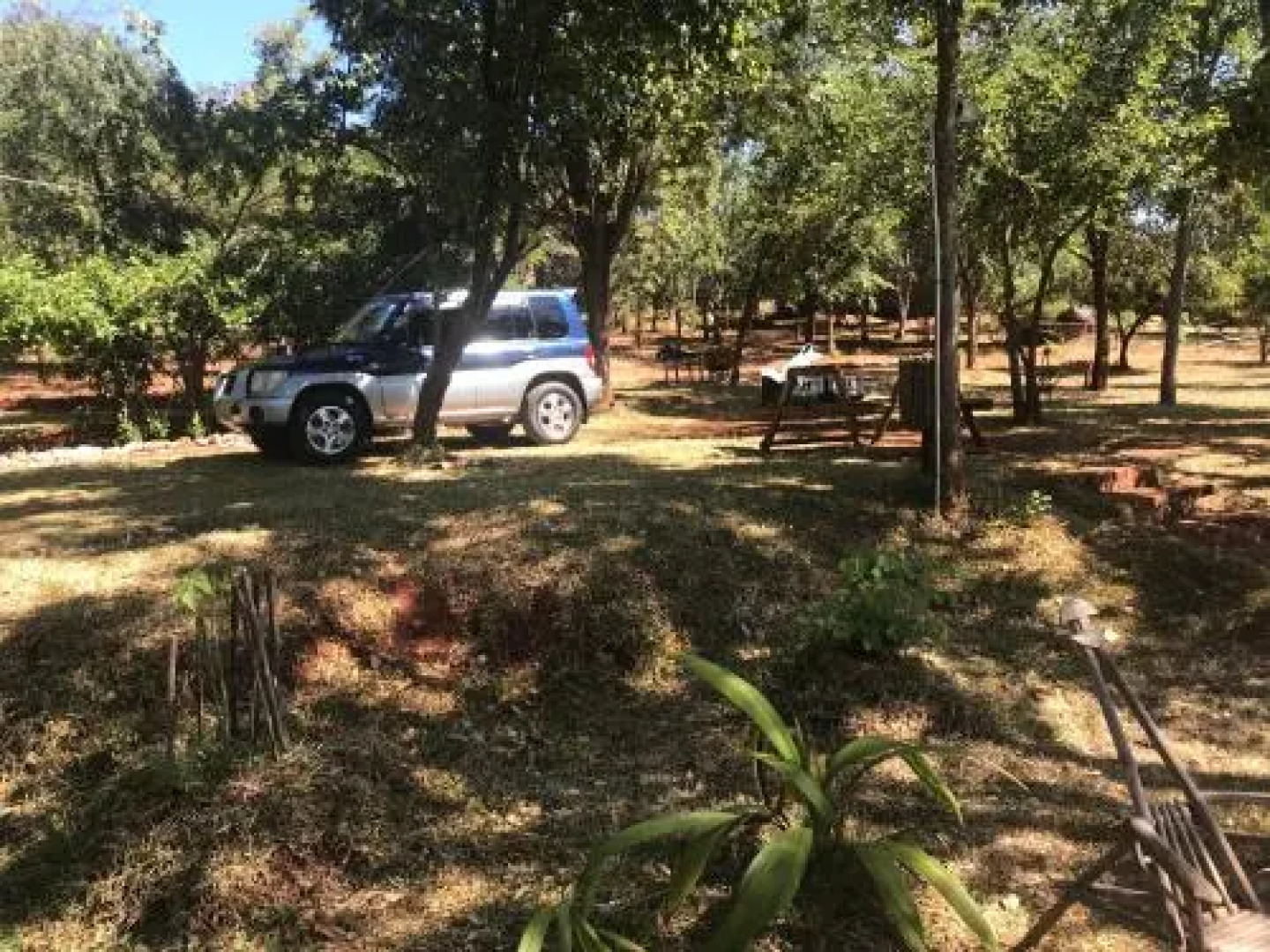 Dean’s Hill View Lodge