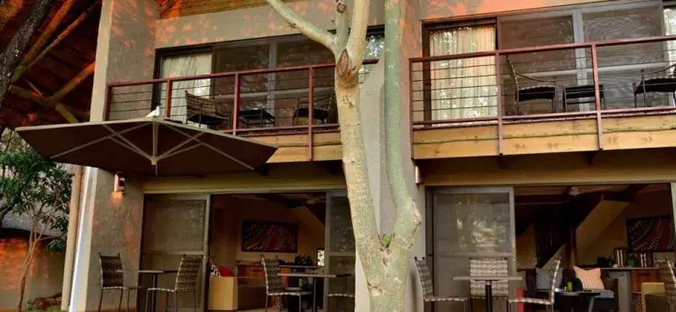 Victoria Falls Safari Suites