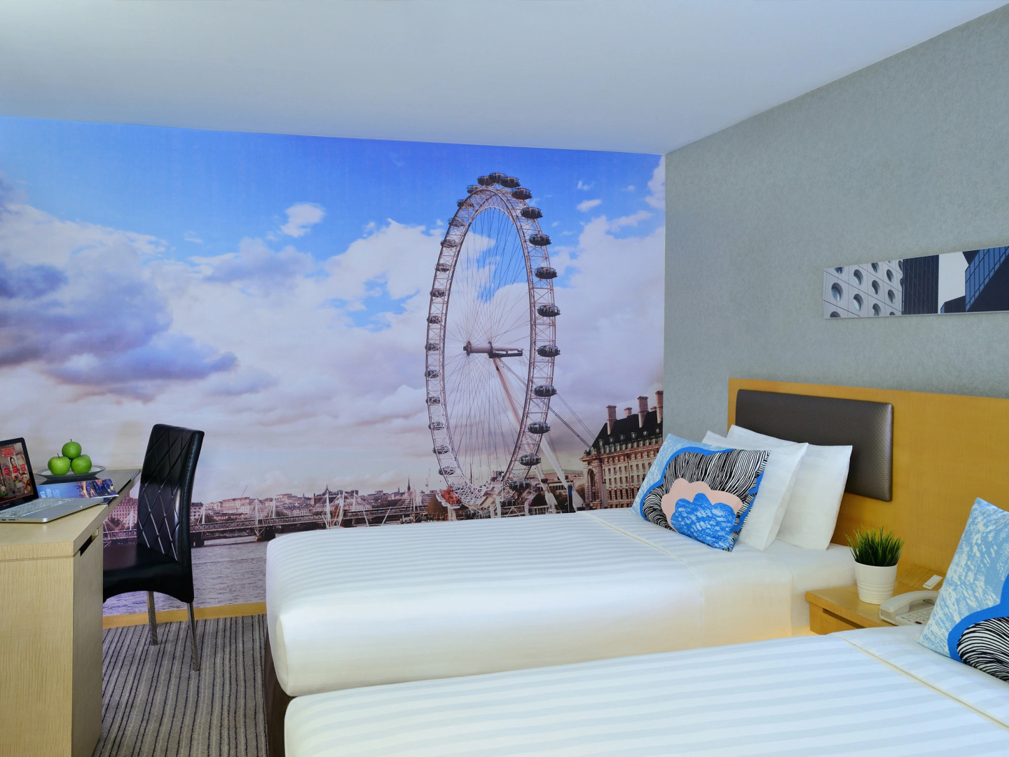 Отель Kew Green Wanchai HK