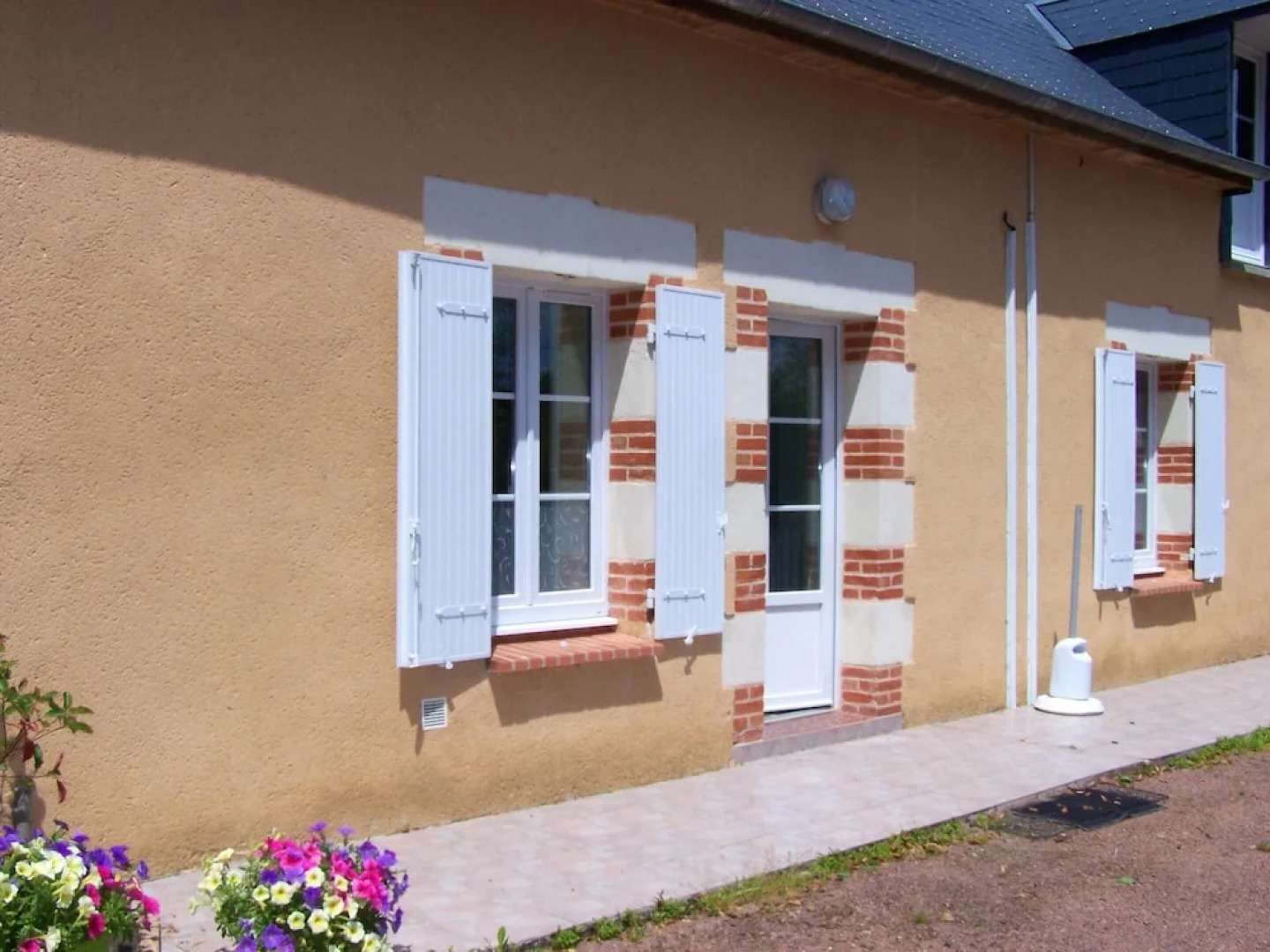 House With 2 Bedrooms in La Chapelle-aux-choux, With Furnished Garden