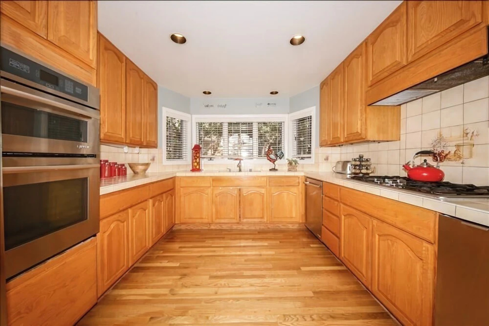 Yosemite V069 by RedAwning