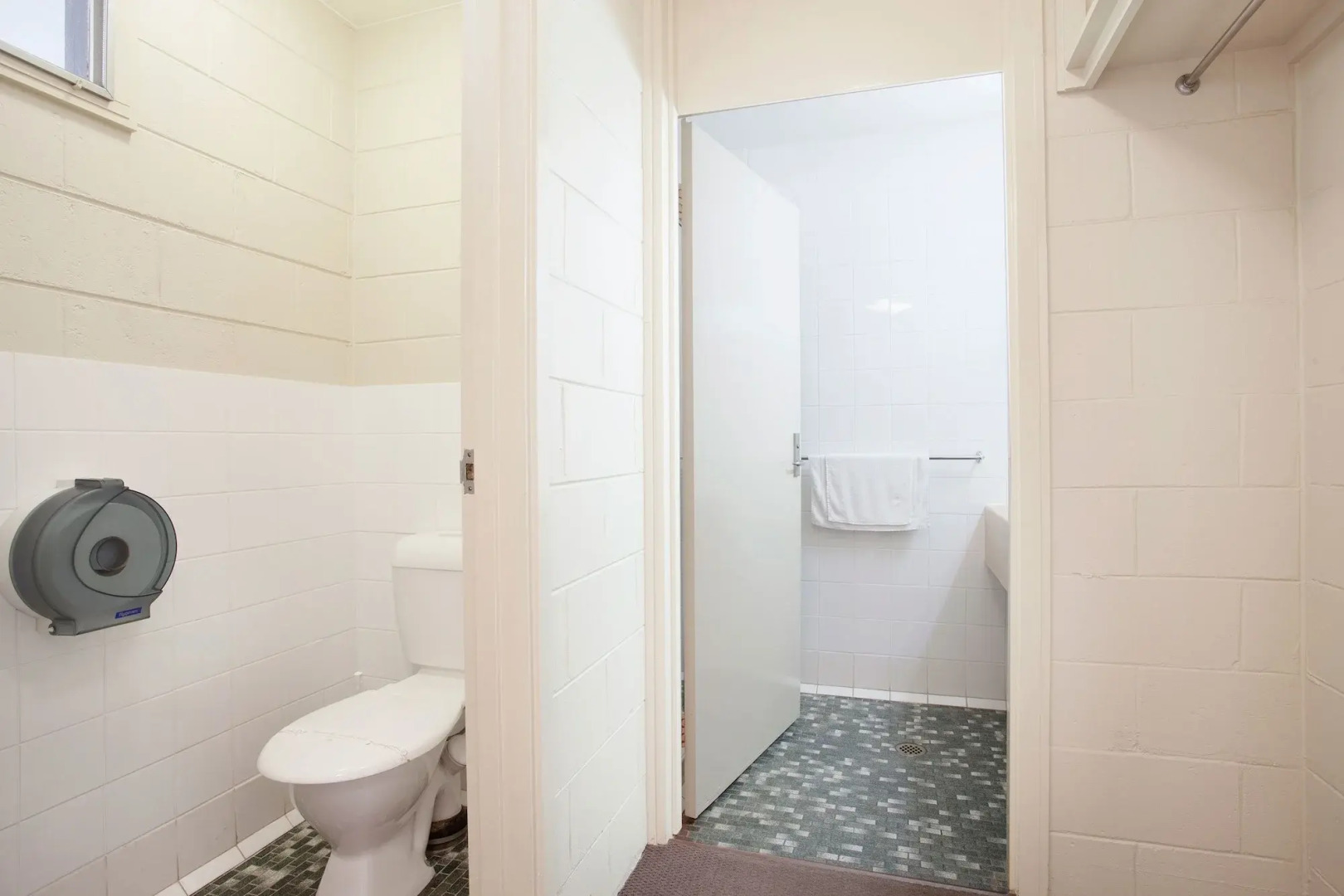 Nightcap at Dalrymple Hotel