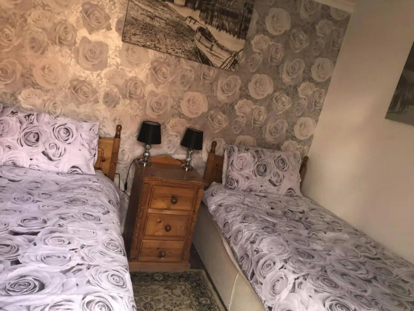 Endeavour Cottage Whitby sleeps 6