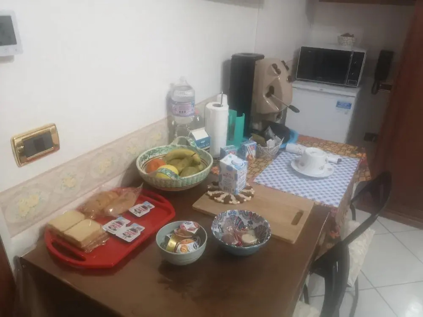 Antico Portale Host Roberto