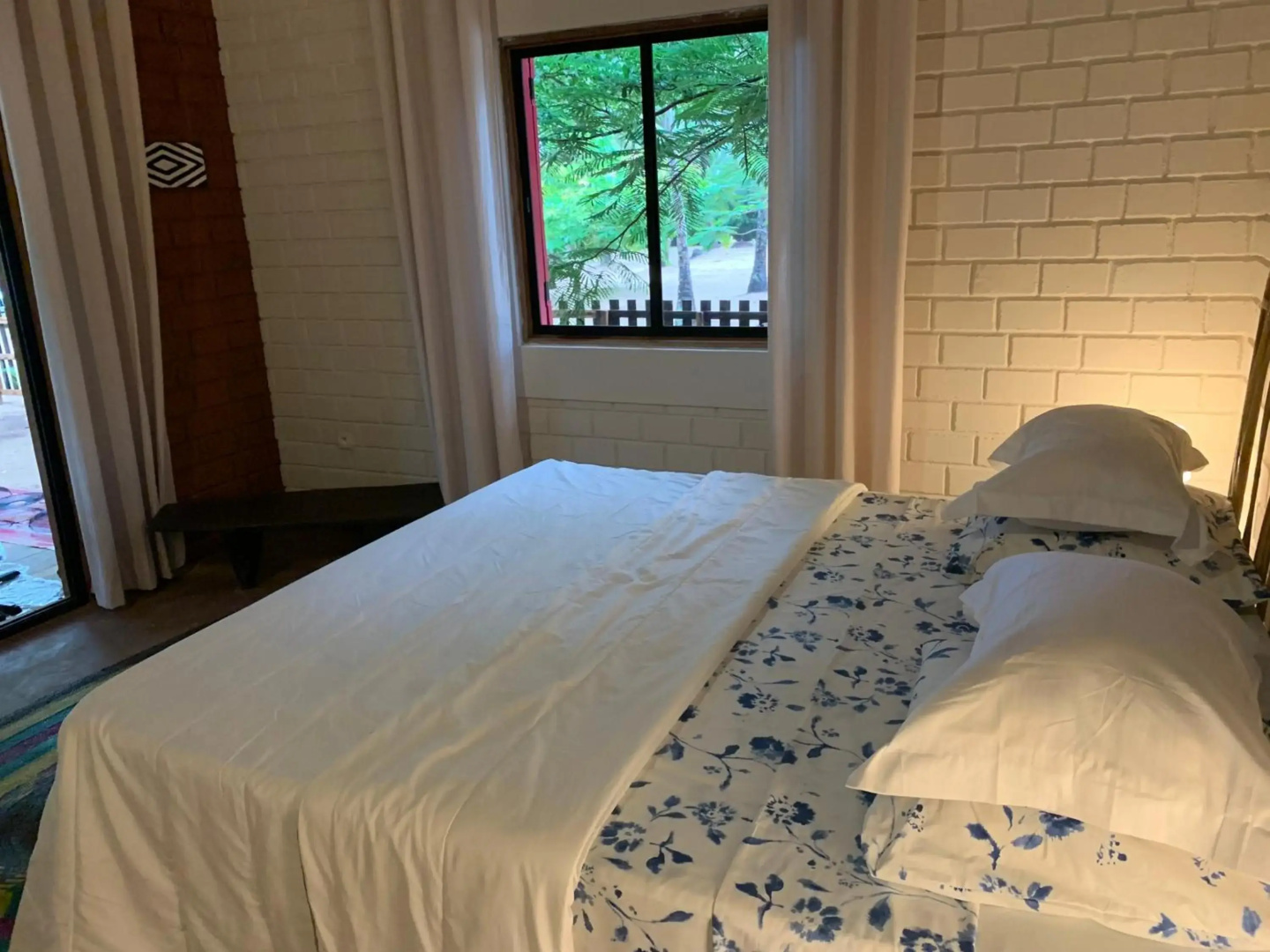Natura luxury red house