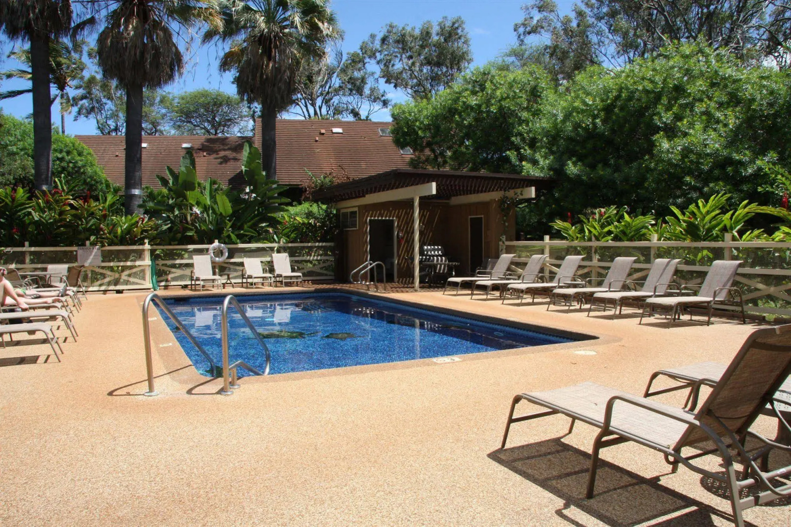 Molokai Vacation Properties – Paniolo Hale