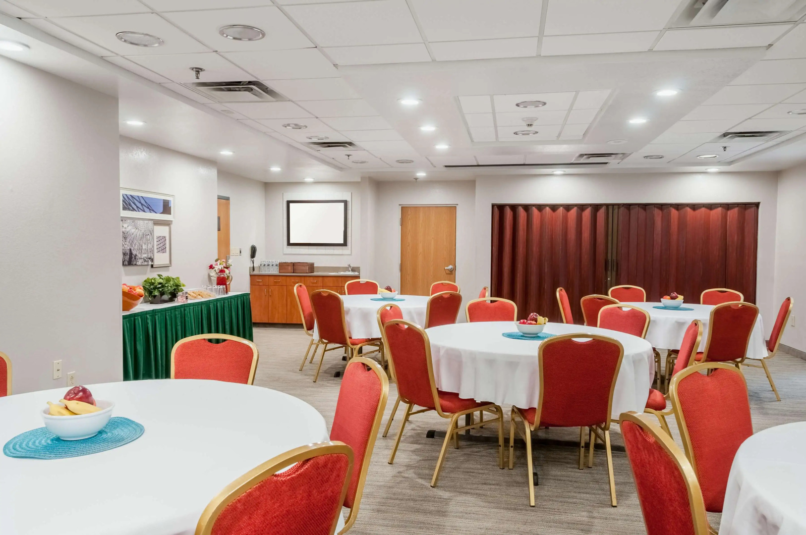 Country Inn & Suites by Radisson, Cookeville, TN