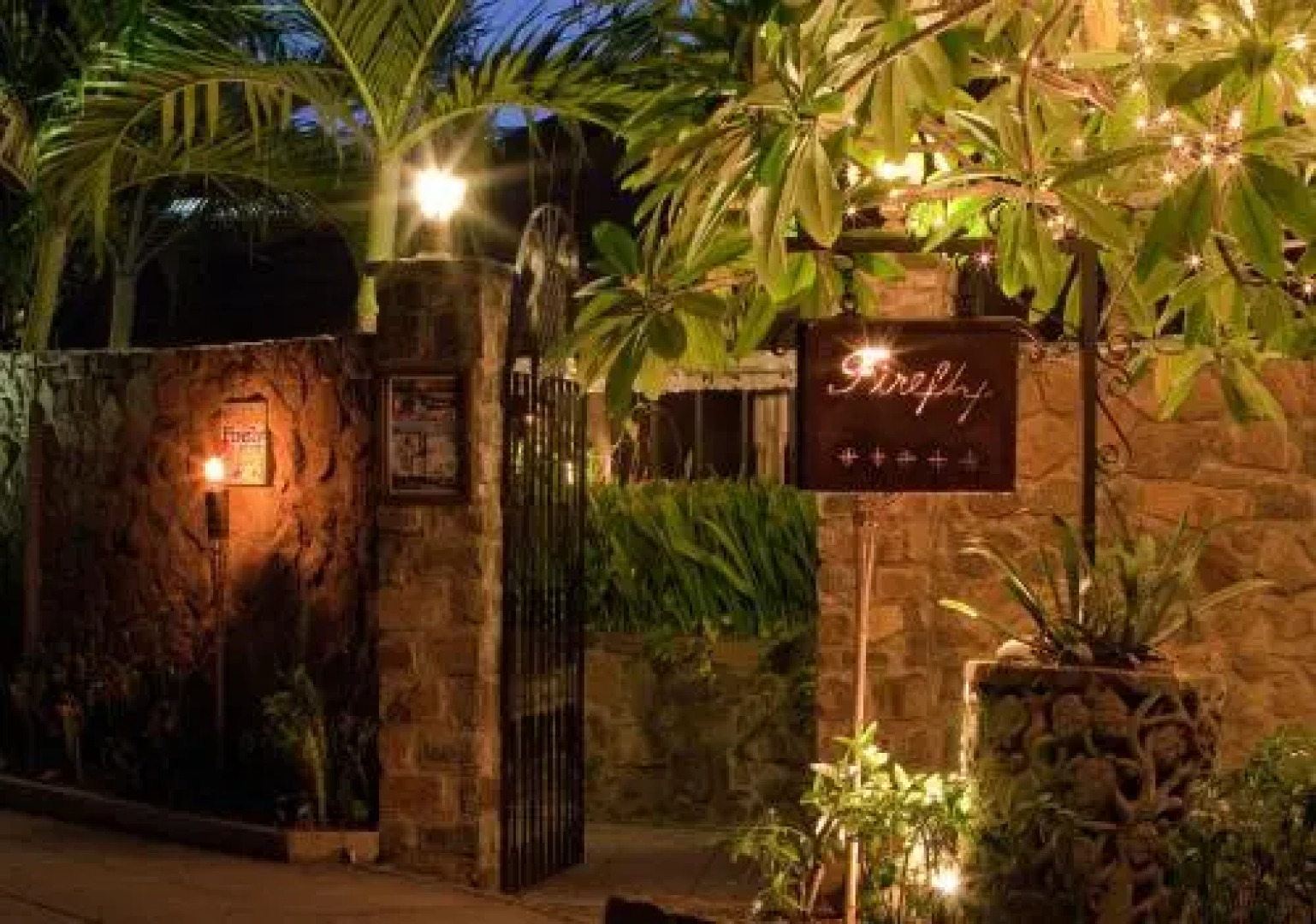FireFly Hotel Mustique