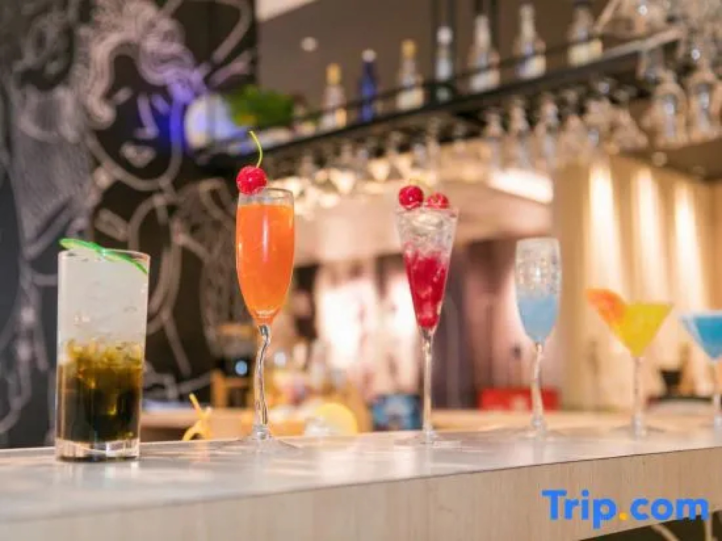 ibis Hangzhou Song Dynasty Street