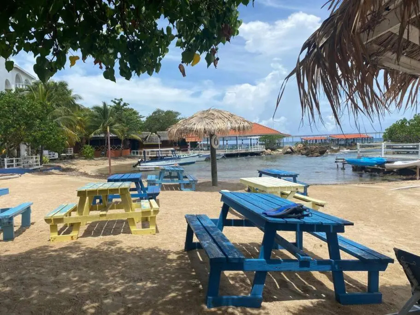 Lush Tropical apartment located in a 4-star resort