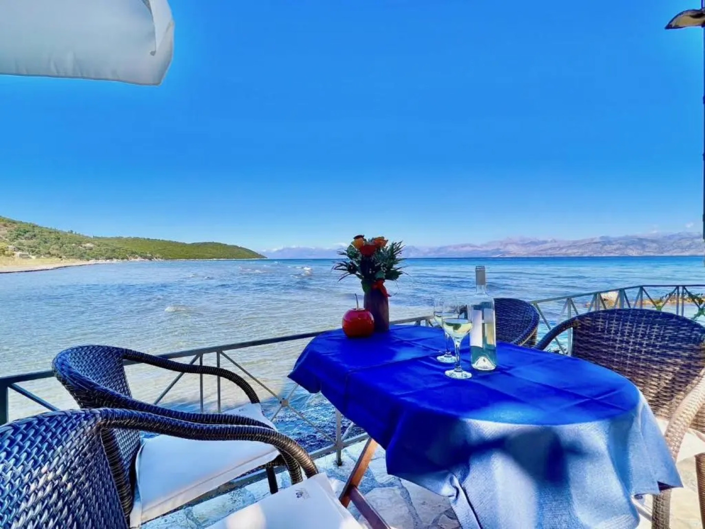 Apraos Beachfront Studio