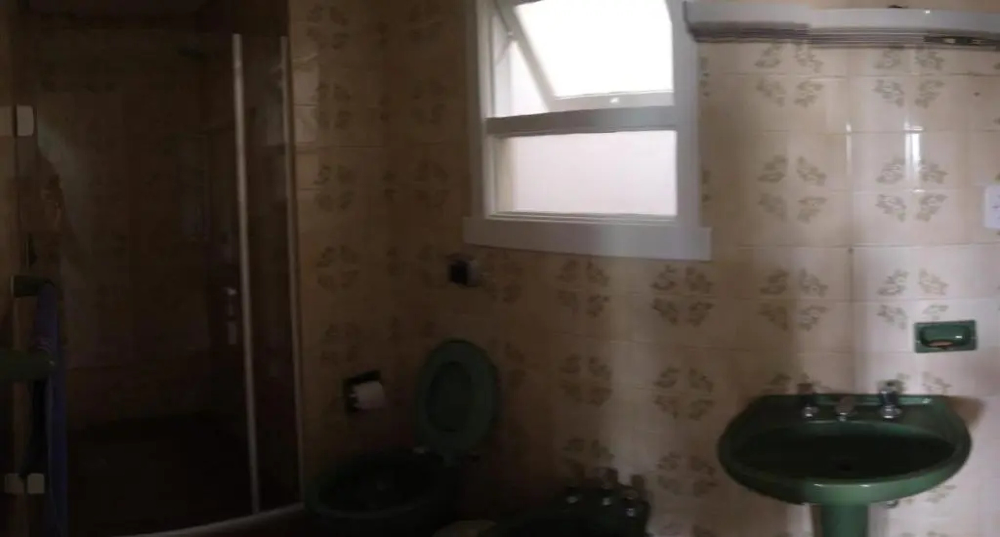 Apartamento central com garagem e elevador