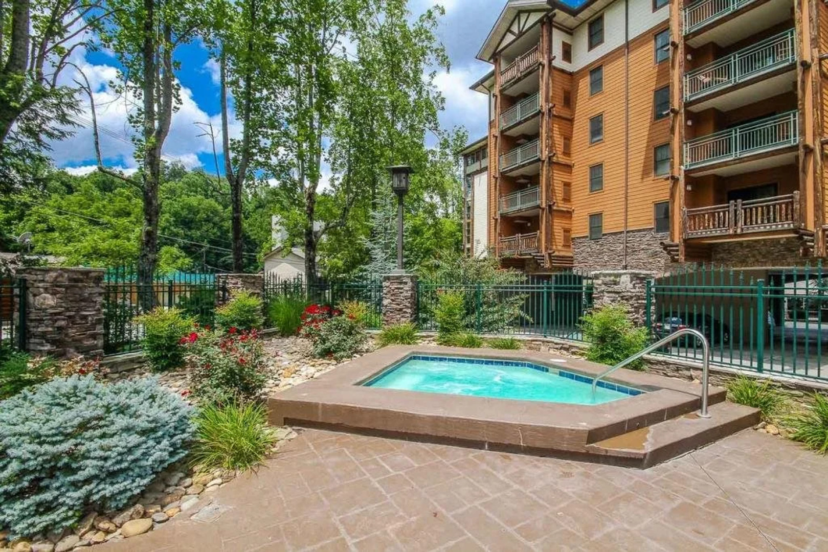 Baskins Creek Condos