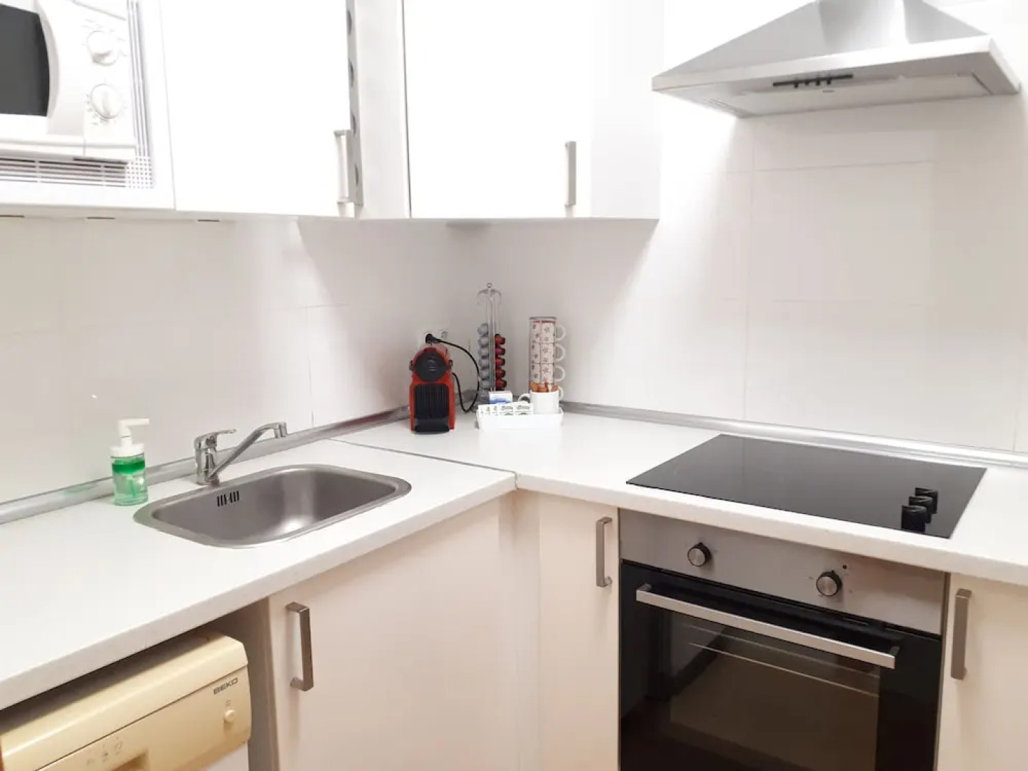 Maria House-The Style Airport Barcelona