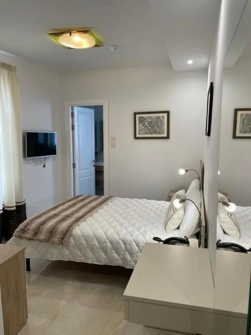 La Reggia Seaview Guesthouse