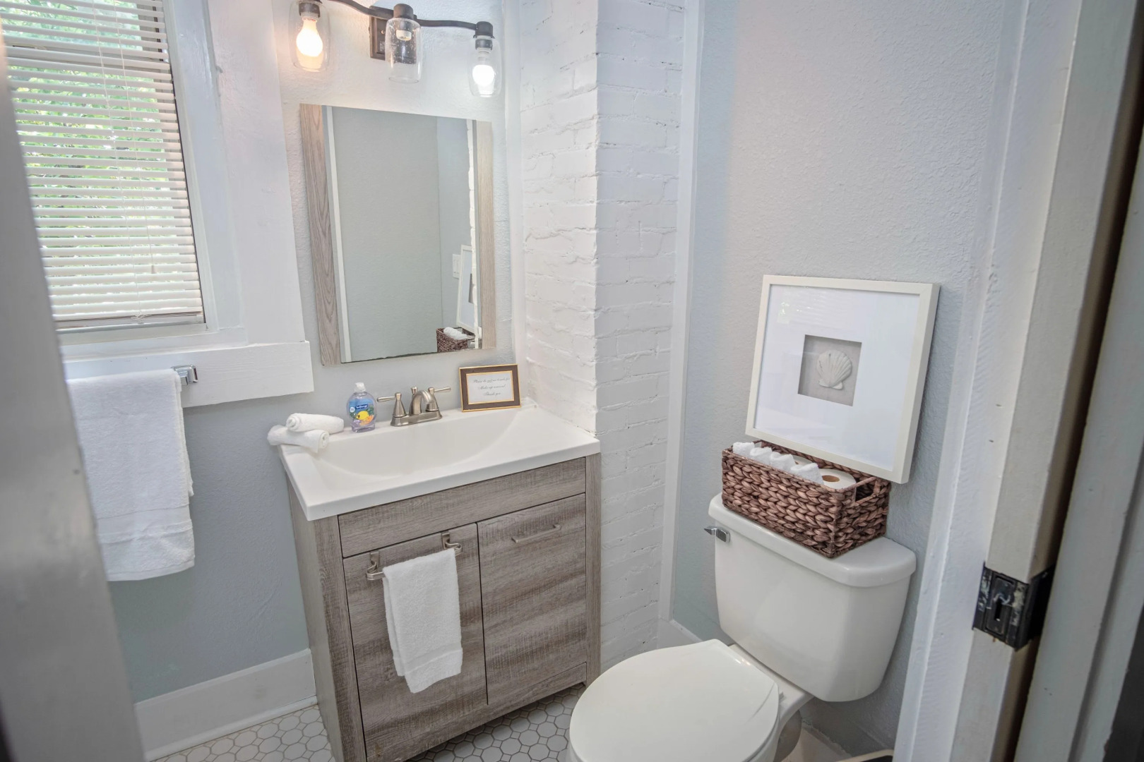 Las Carolinas #4 Cozy 1BR/1BA Sleeps 5