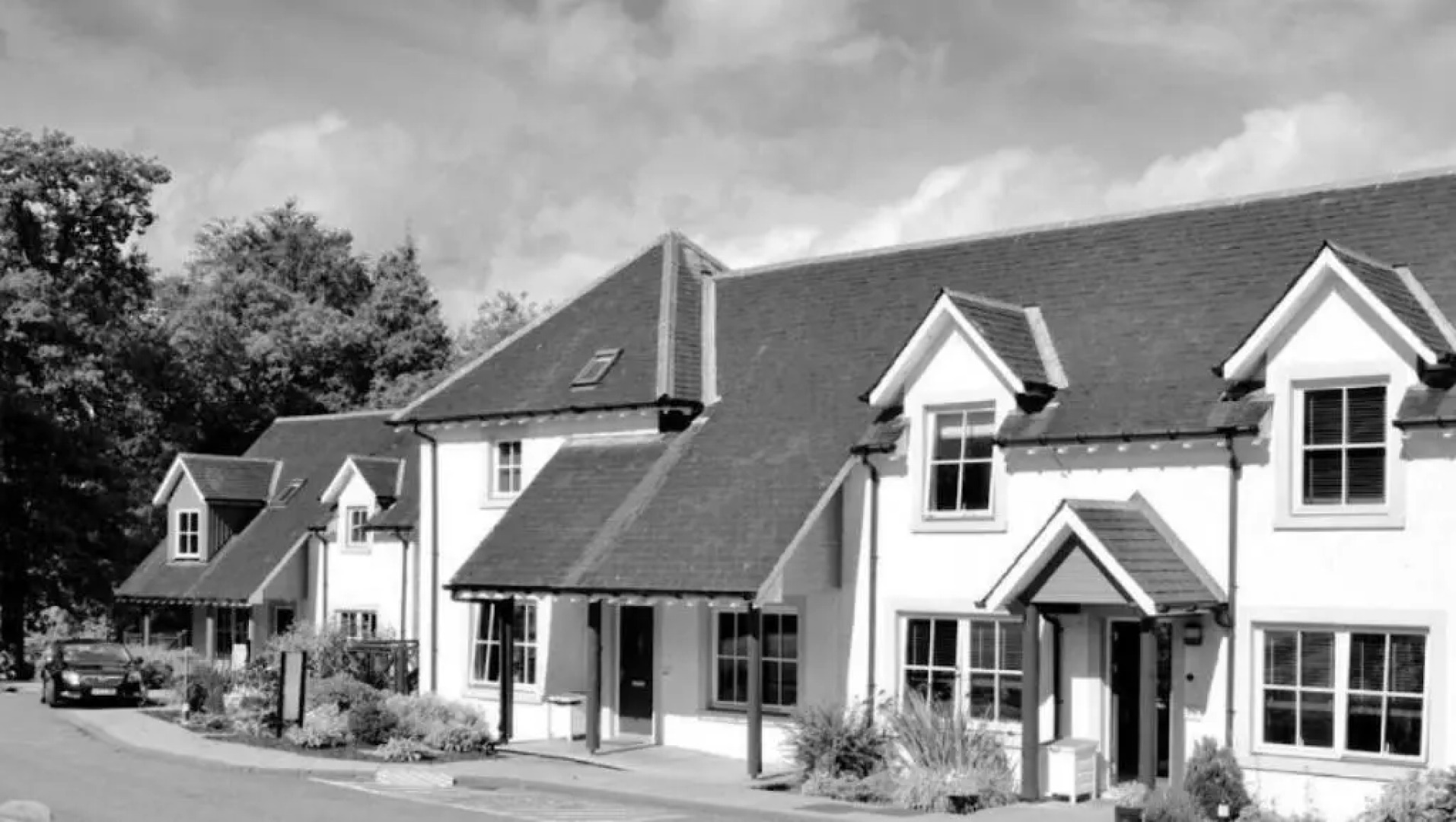 Ryder Cup Lodge Duchally Free WiFi and Free access to Leisure Club Swimming Pool Hot Tub Steam Room and Gym