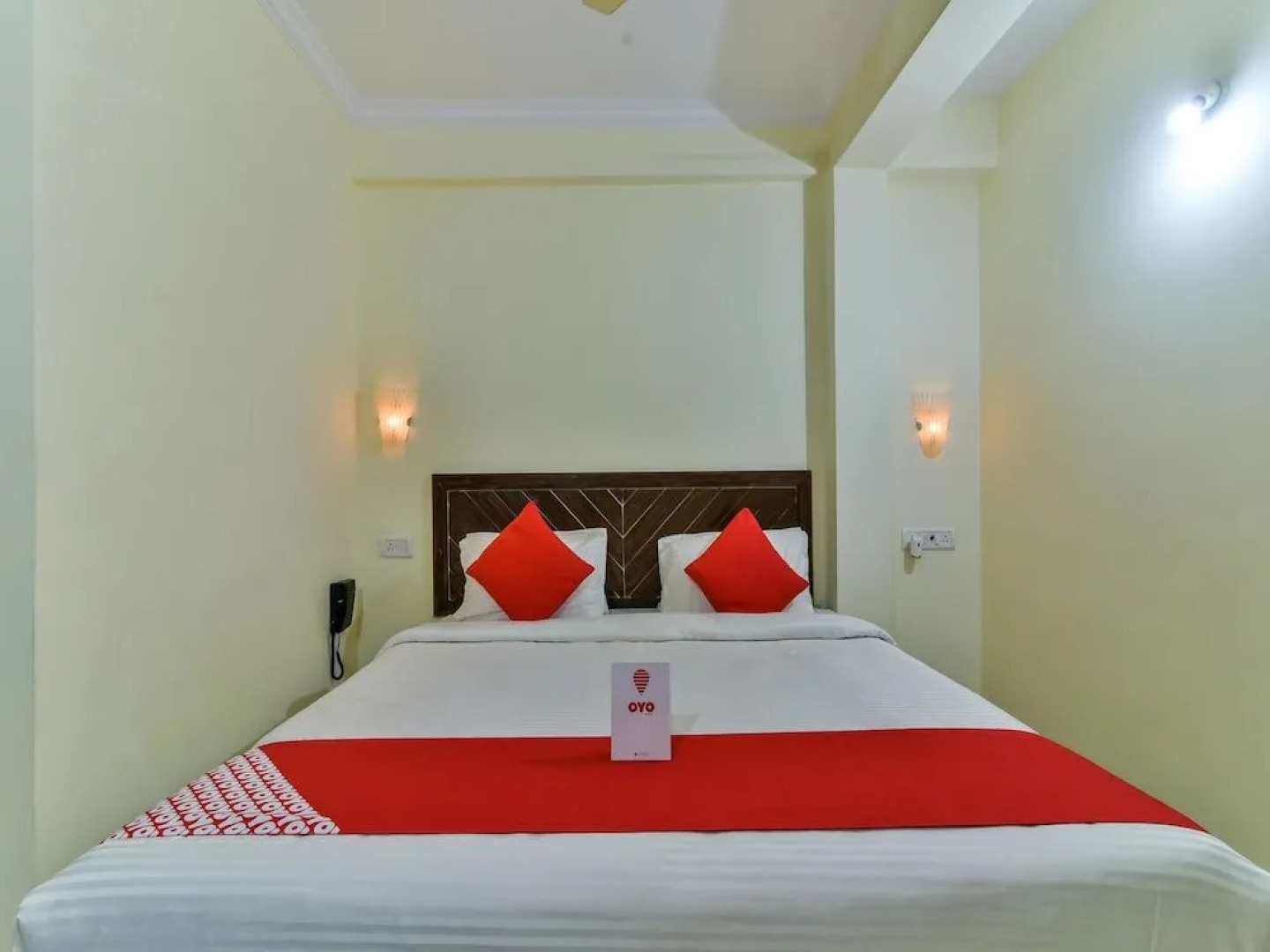 OYO 12889 Jovinho's Place