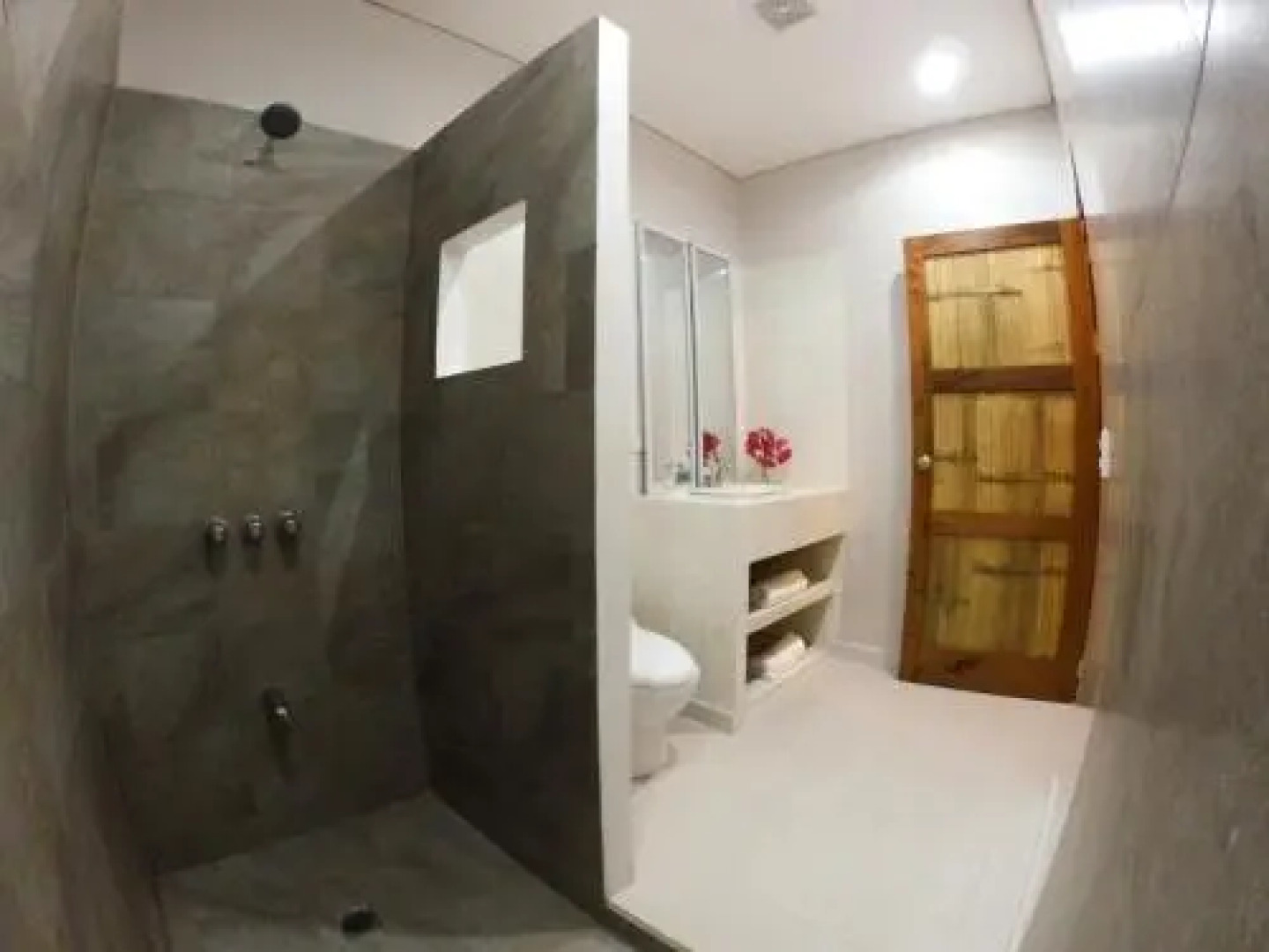 Honu Beach Apartments