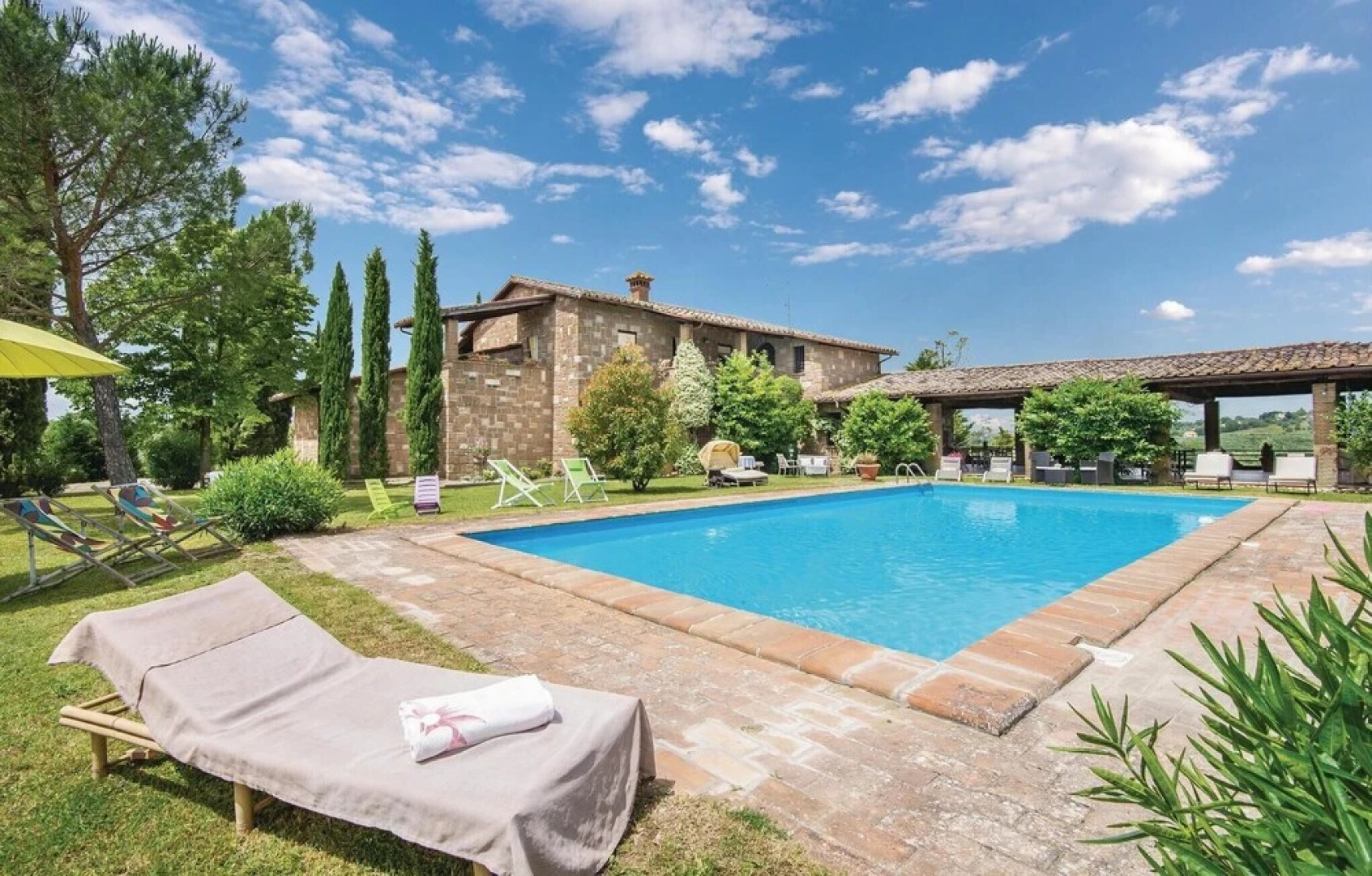 Amazing Home in Montebuono With Wifi, 2 Bedrooms and Outdoor Swimming Pool