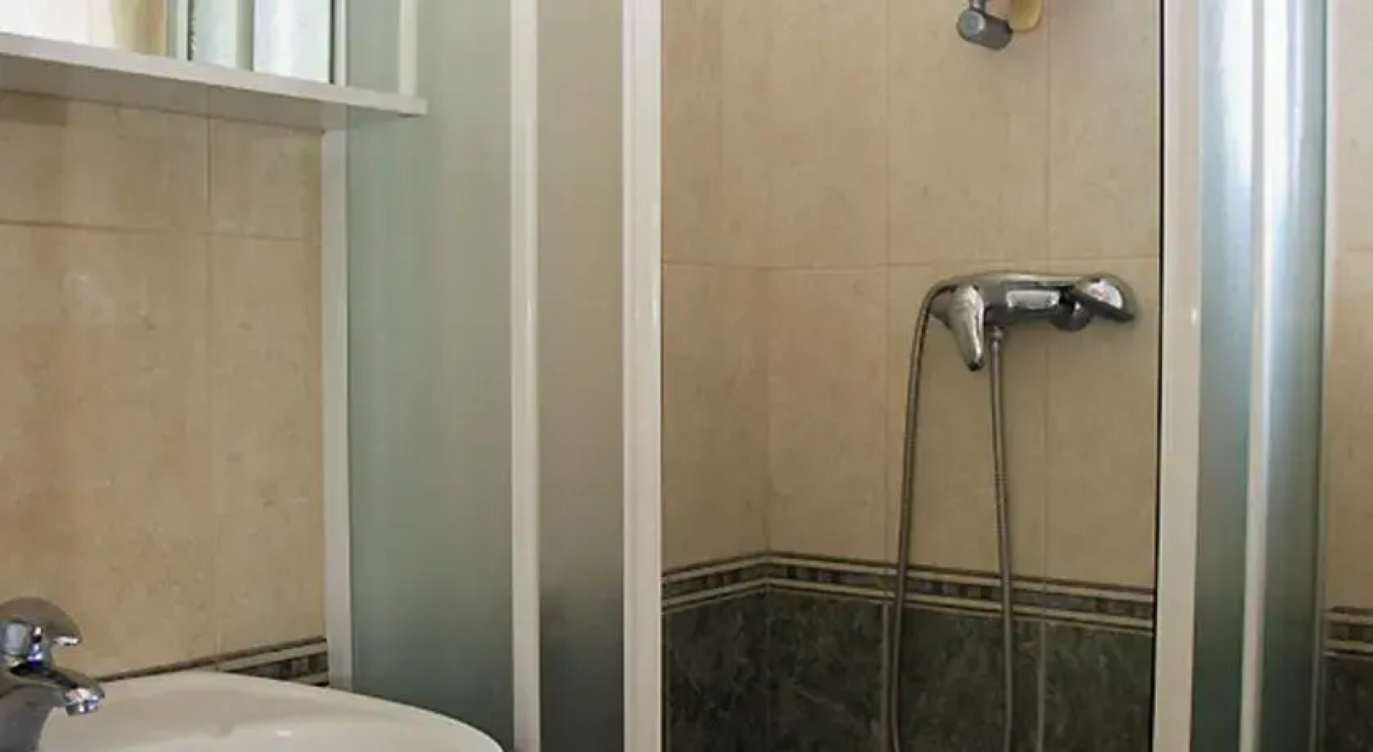 Franić Baćina Lakes Apartments