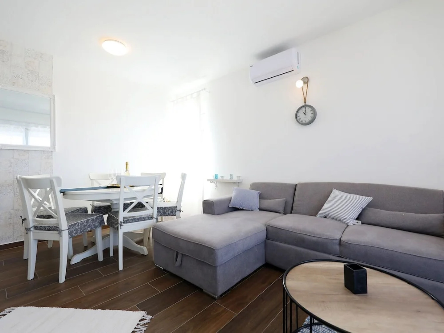 Modern Villa in Sveti Filip i Jakov With Swimming Pool