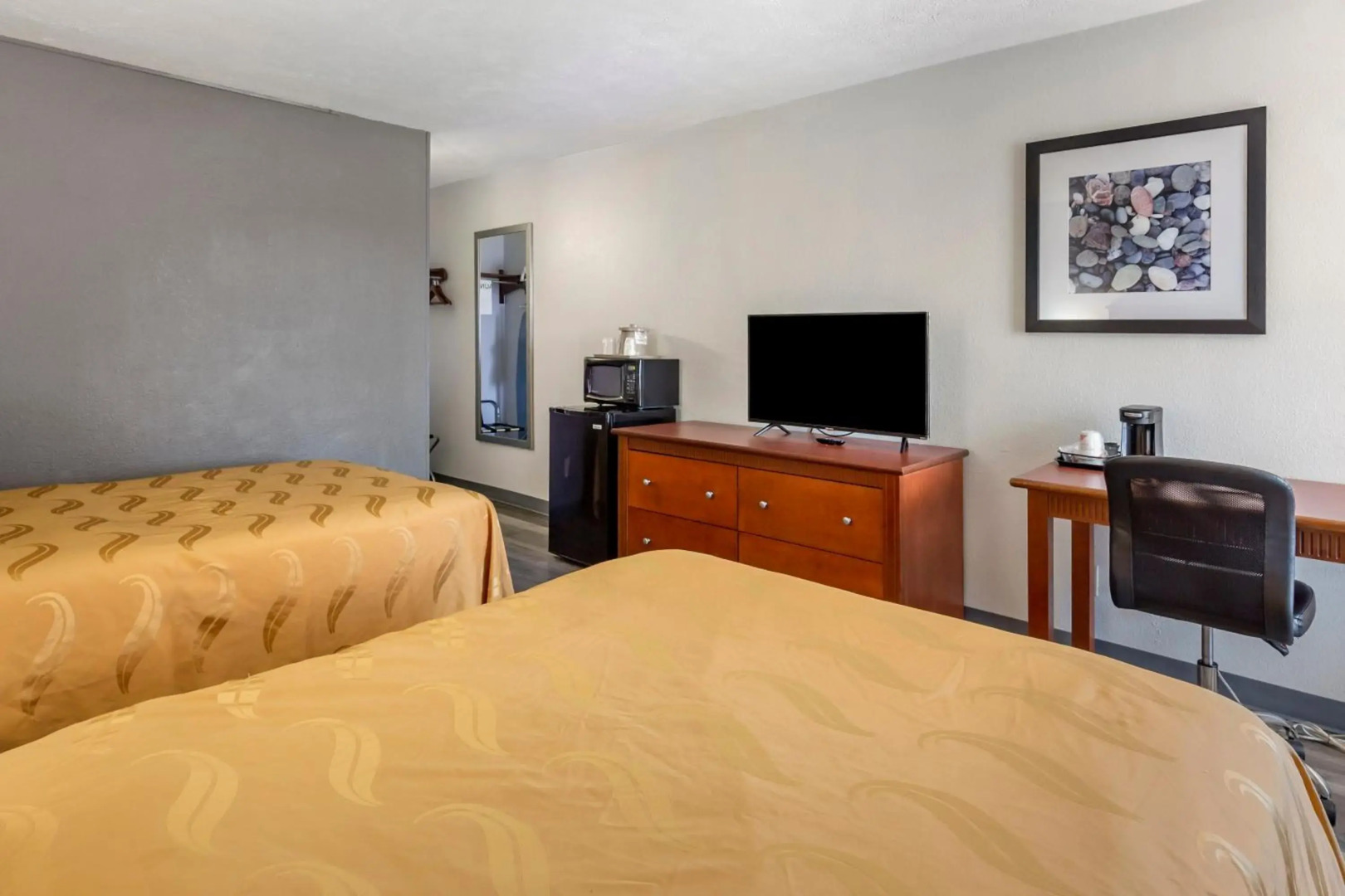 Quality Inn Fayetteville near Fort Bragg