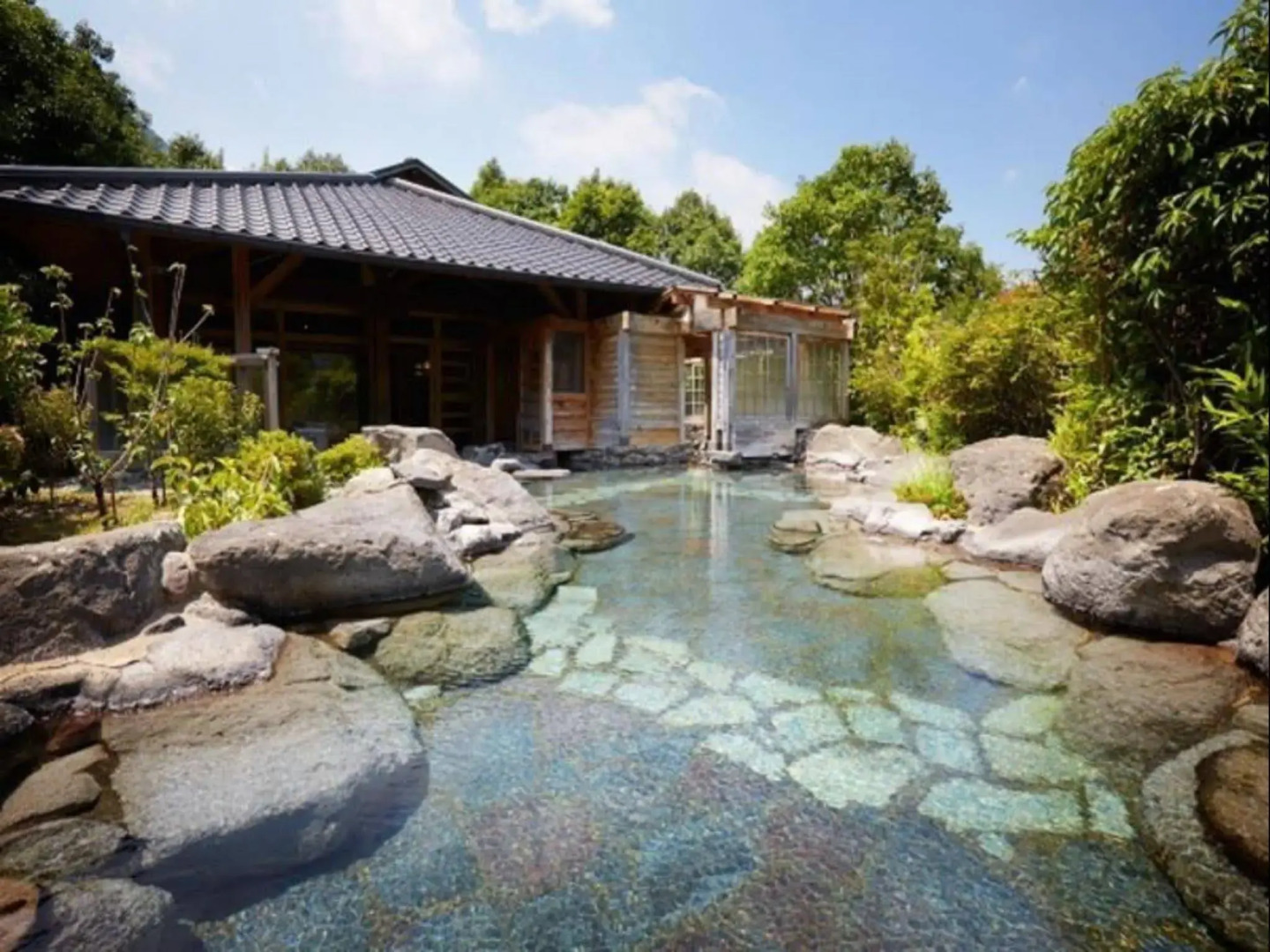 Yufuin Baien Garden Resort