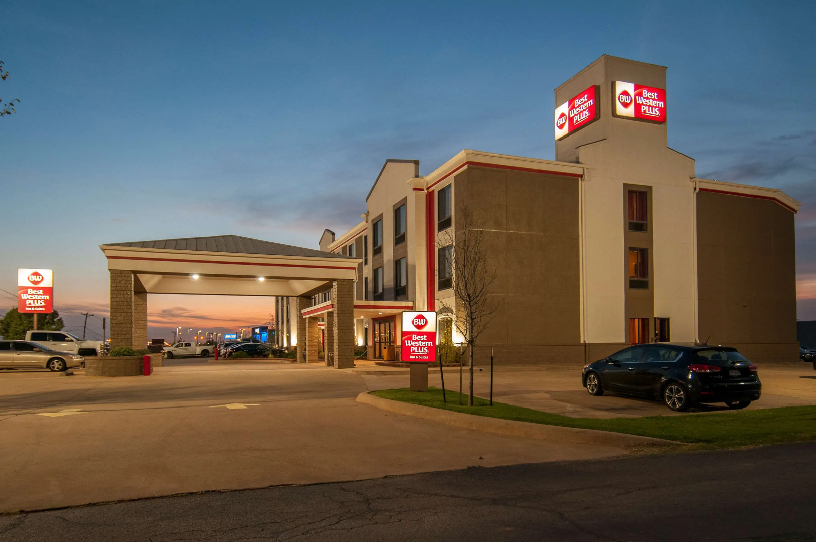 Best Western Plus Memorial Inn & Suites